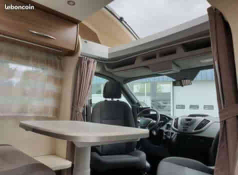 camping-car CHAUSSON  FLASH 628 EB  extérieur / latéral gauche