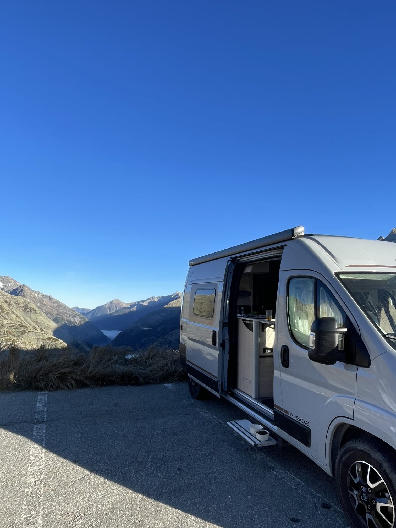 camping-car RANDGER R602  extérieur / latéral gauche