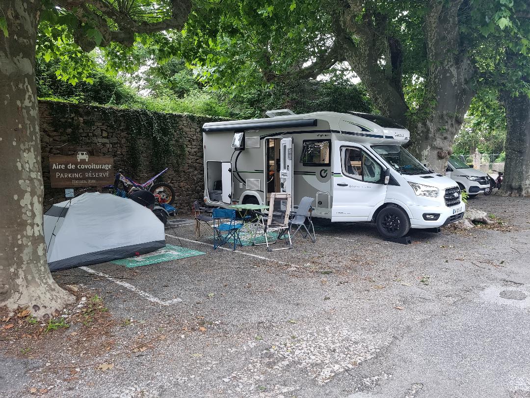 camping-car CHAUSSON 640 ULTIMATE TITANIUM  extérieur / arrière