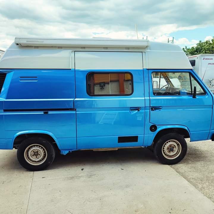 camping-car VOLKSWAGEN COMBI T3  extérieur / latéral droit