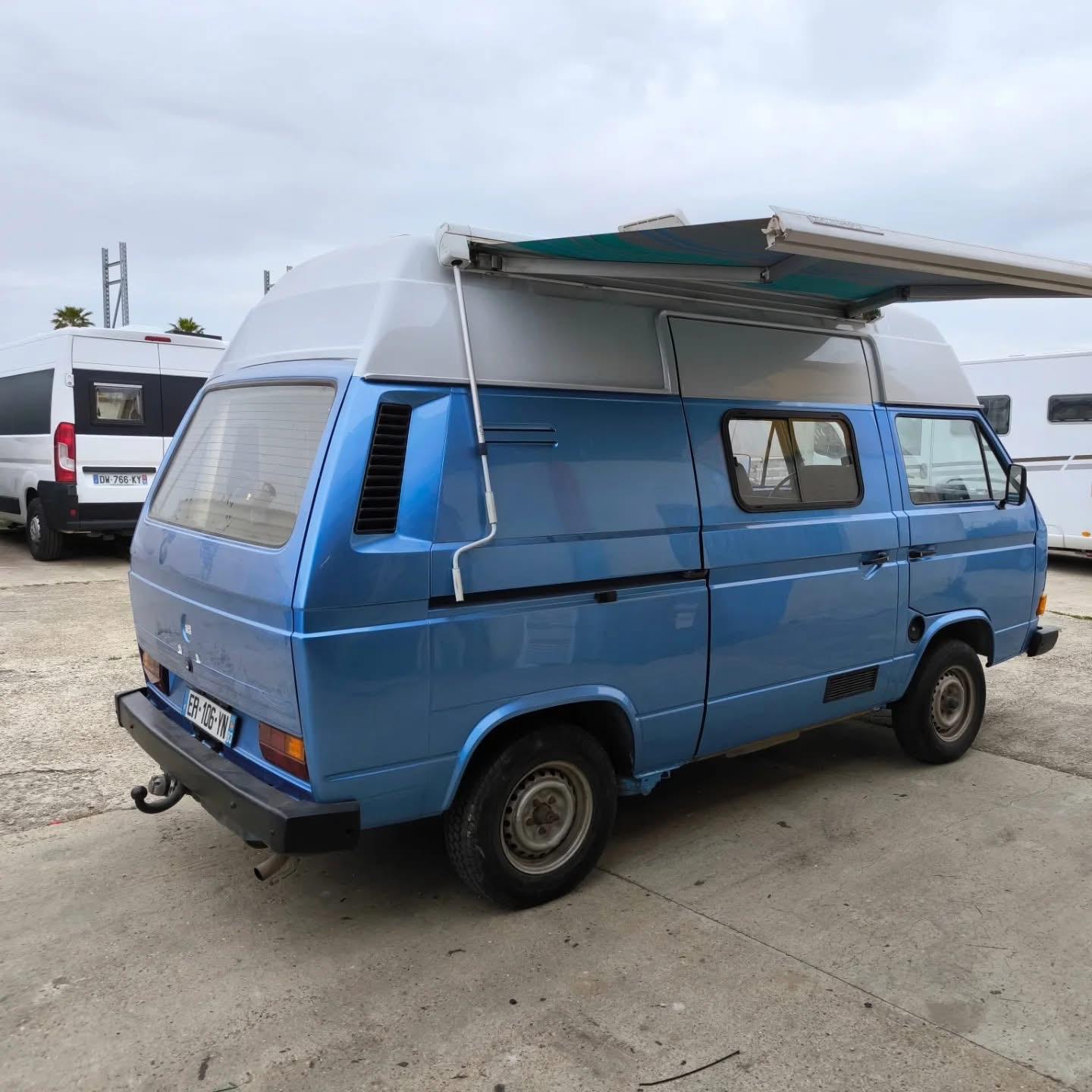 camping-car VOLKSWAGEN COMBI T3  extérieur / latéral gauche