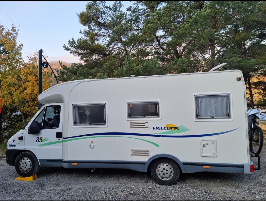 camping-car CHAUSSON WELCOME   extérieur / face avant