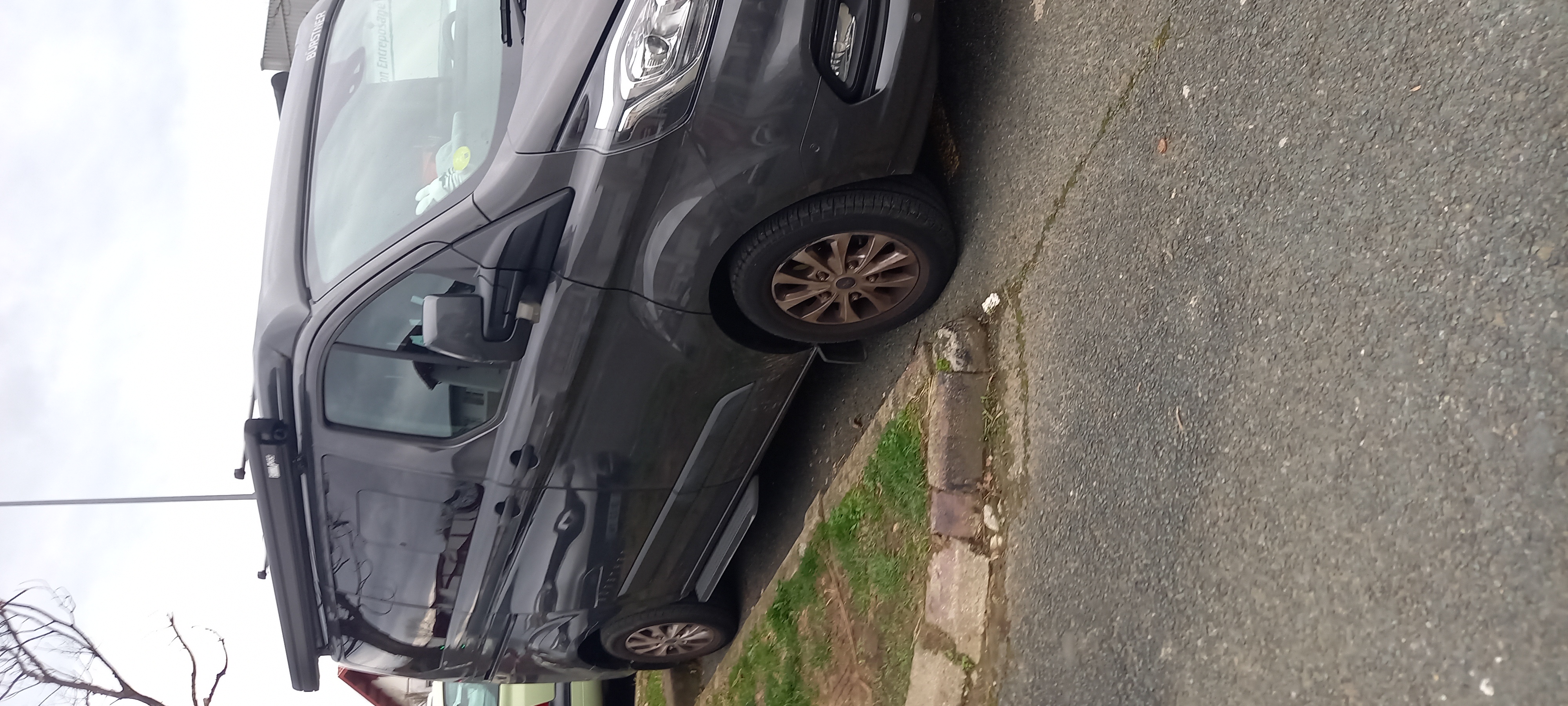 camping-car  BURSTNER COPPA 500  extérieur / latéral droit