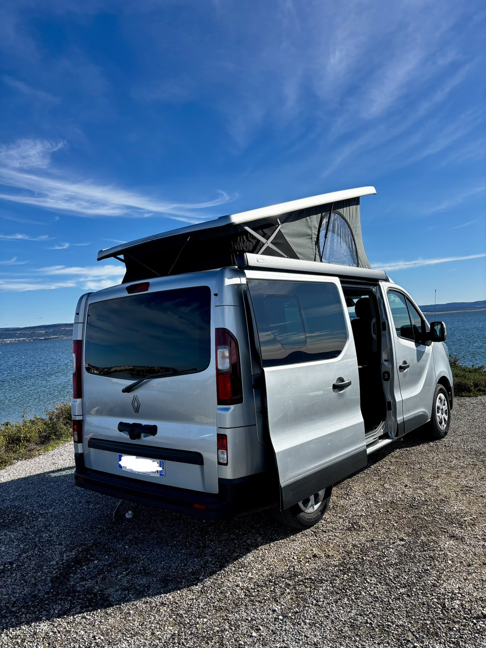 camping-car HANROAD TREK 5  extérieur / latéral gauche