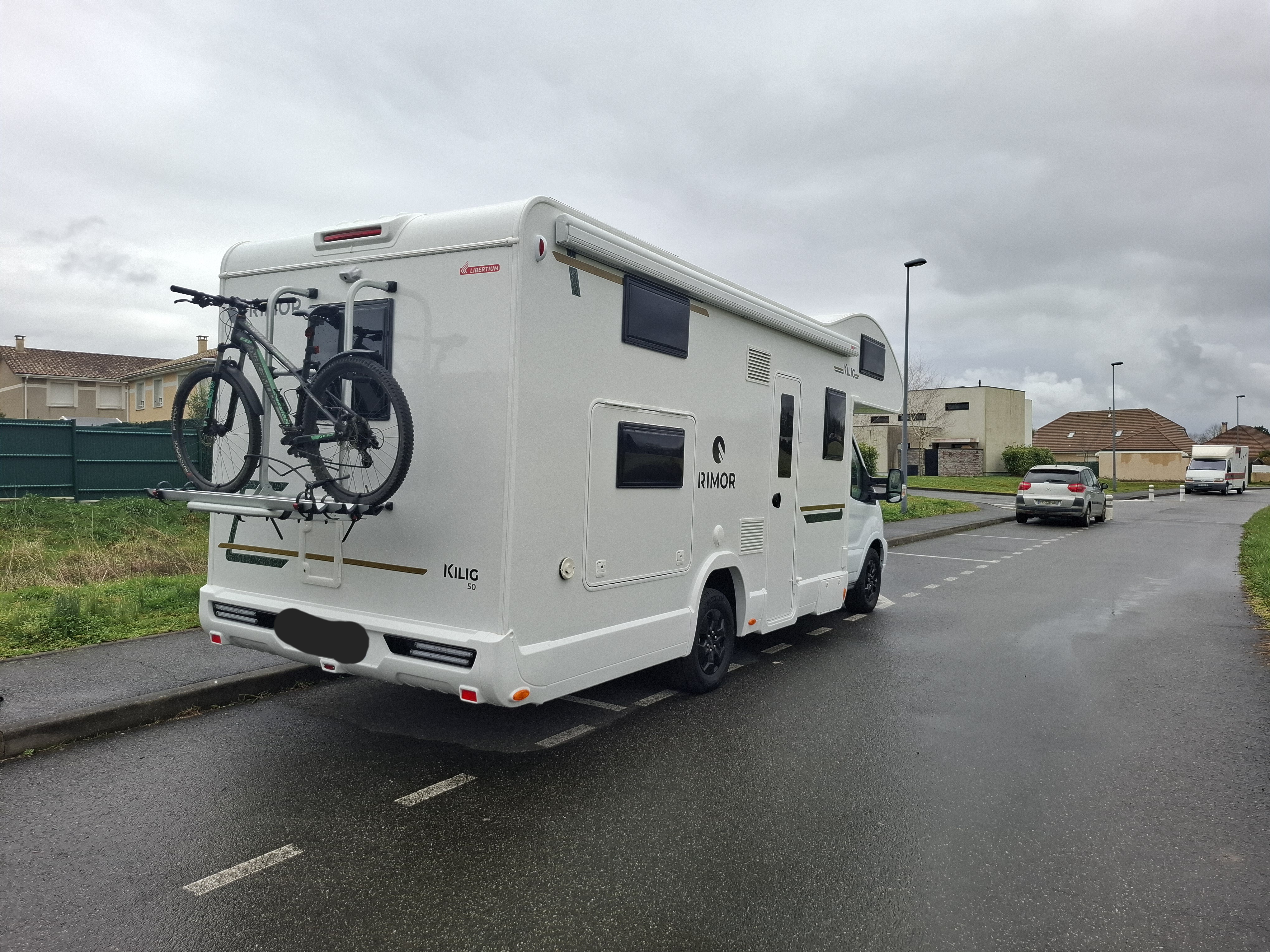 camping-car RIMOR KILLIG 50  extérieur / arrière
