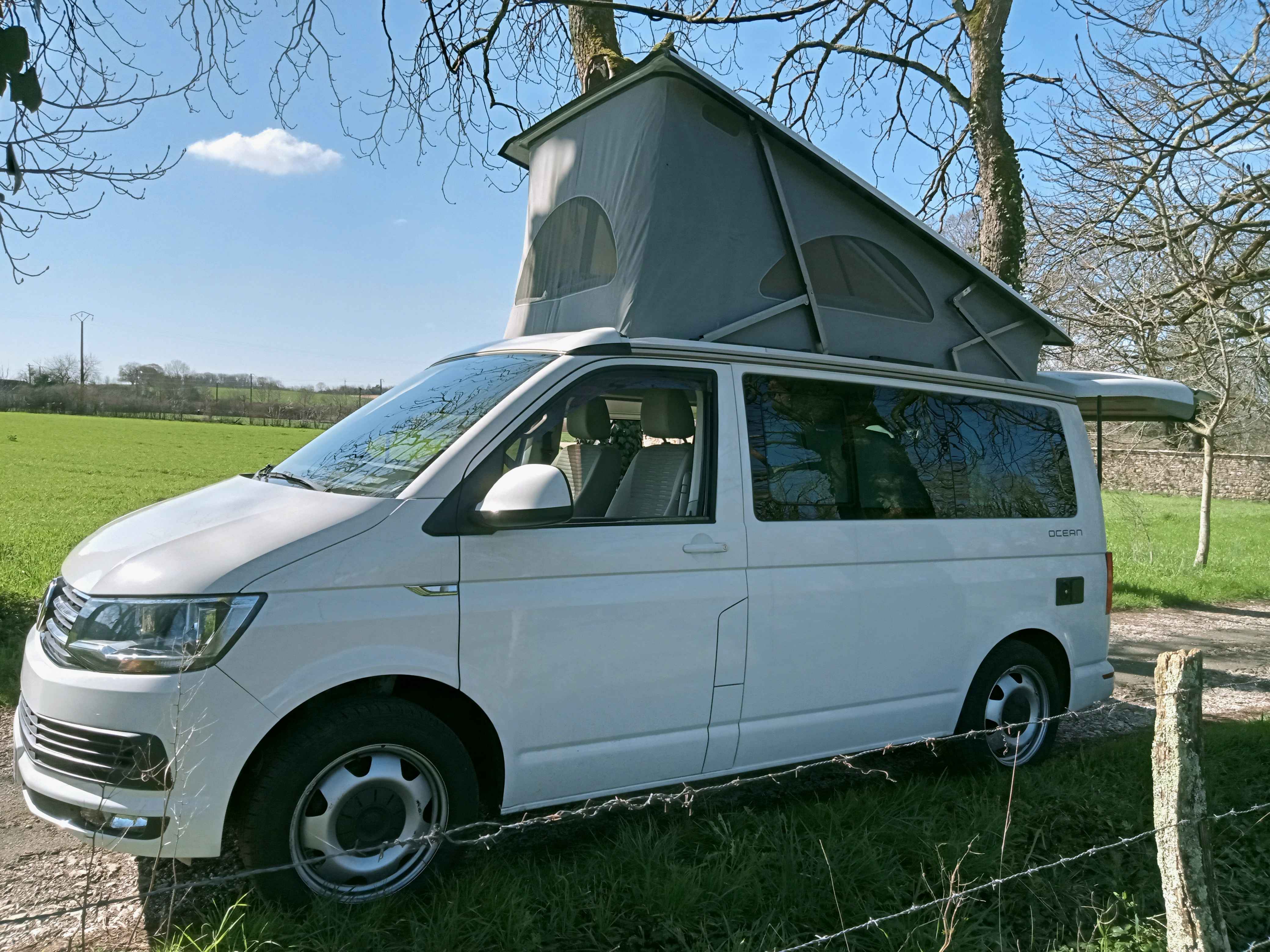 camping-car T6 CALIFORNIA OCEAN  extérieur / latéral gauche