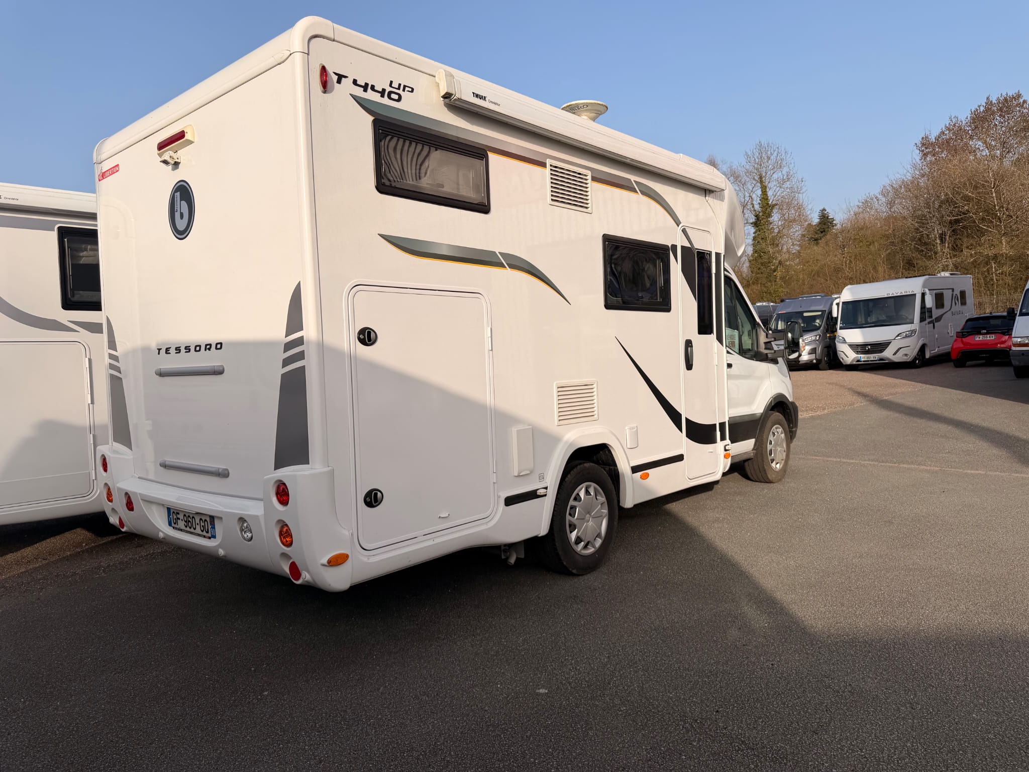 camping-car BENIMAR TESSORO 440 UP  extérieur / arrière