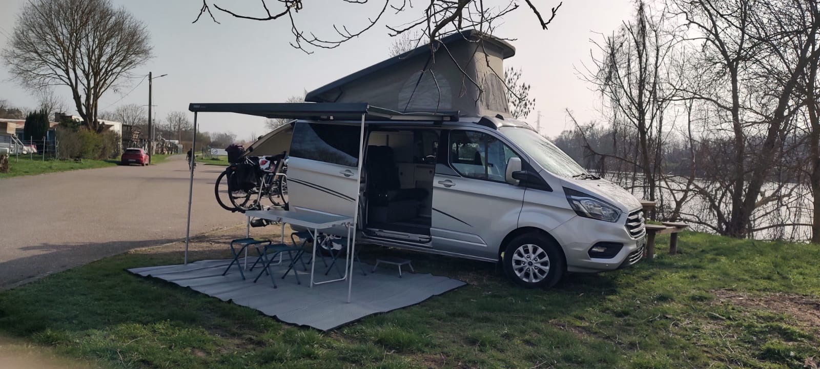 camping-car FONT VENDOME AUTO CAMPER  extérieur / latéral gauche