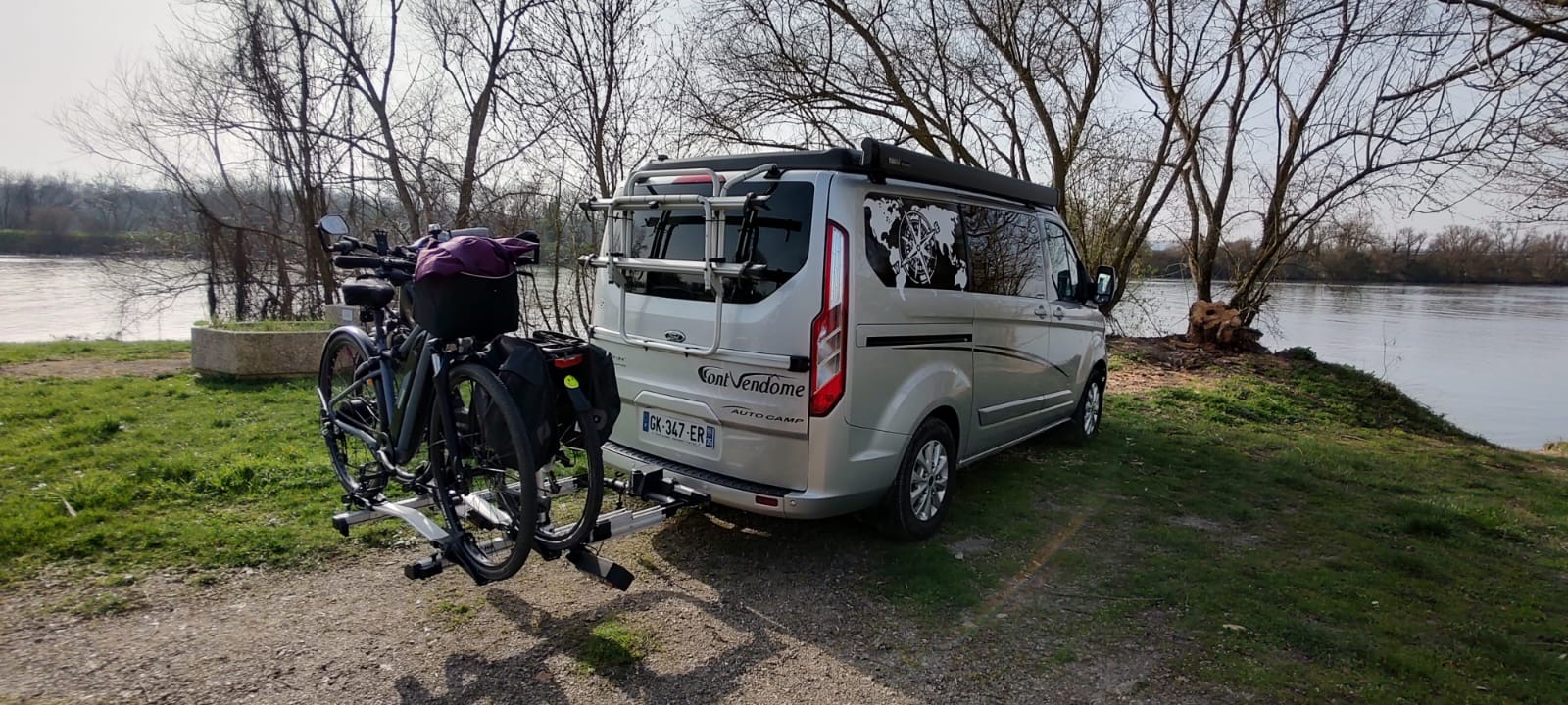 camping-car FONT VENDOME AUTO CAMPER  extérieur / arrière