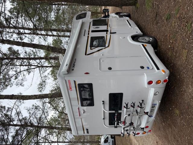 camping-car BENIMAR SPORT 324 UP  extérieur / arrière