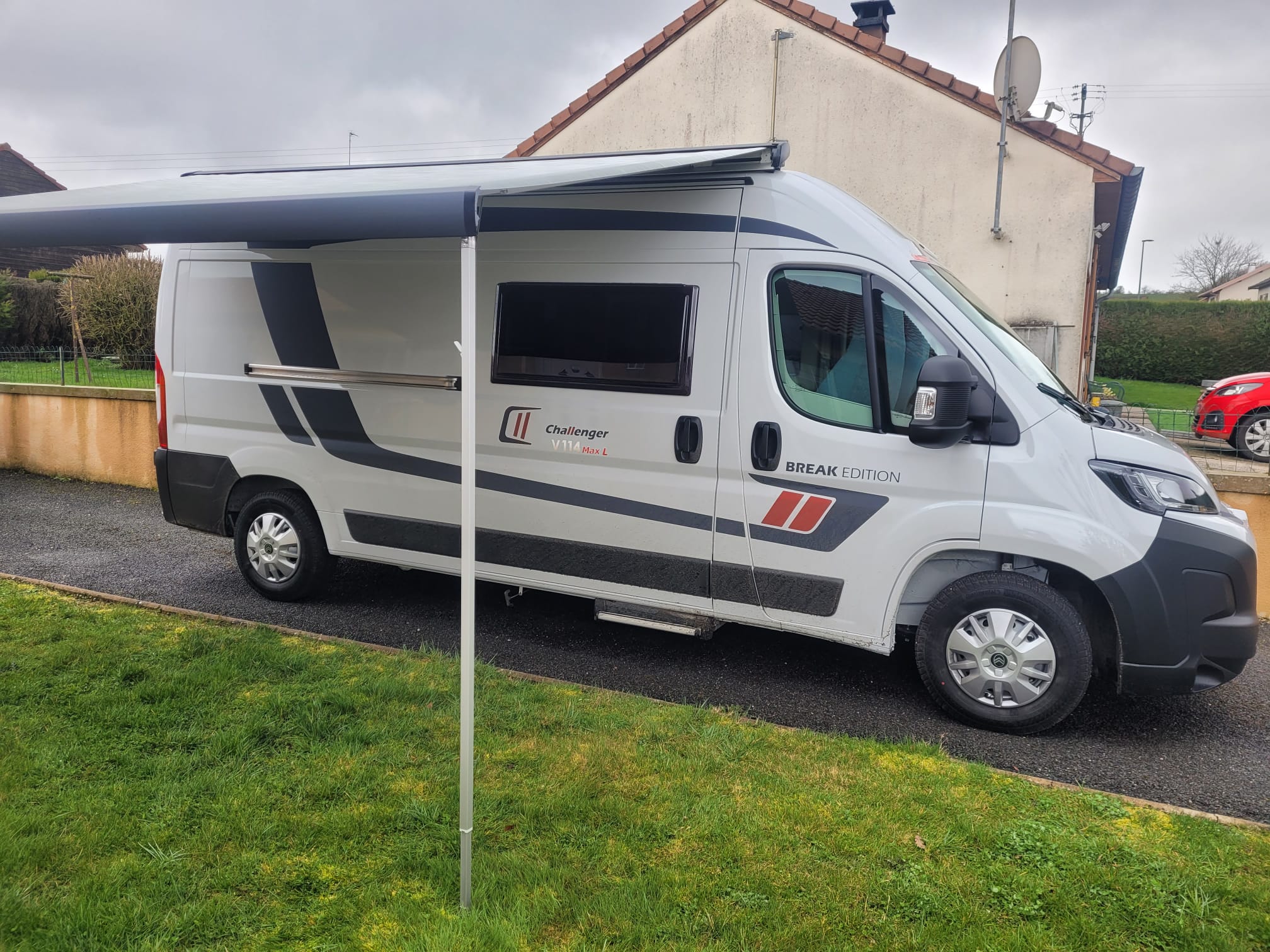 camping-car CHALLENGER V114MAX L BREAK EDITION  extérieur / face avant