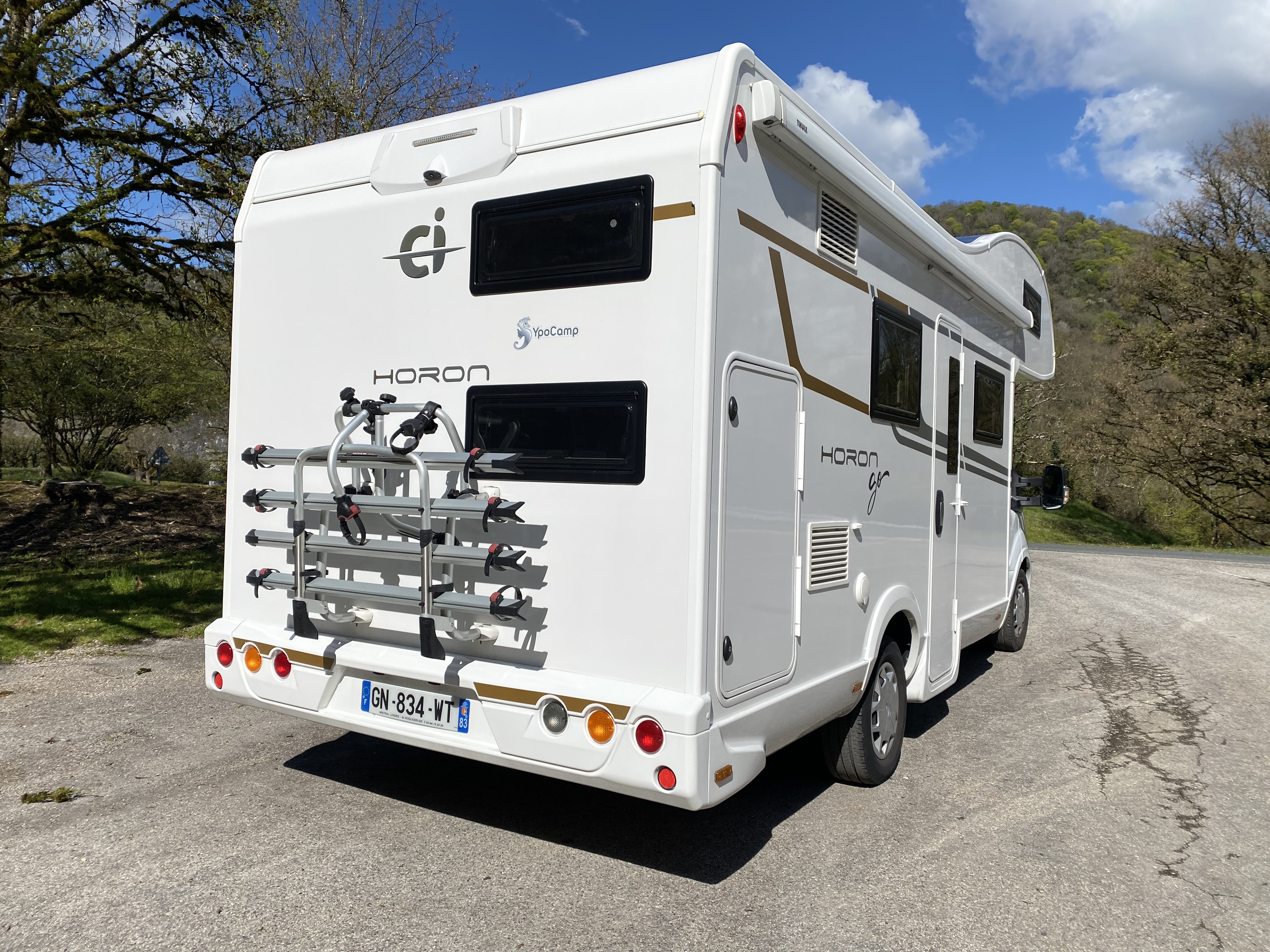 camping-car CI HORON GO 77M  extérieur / arrière