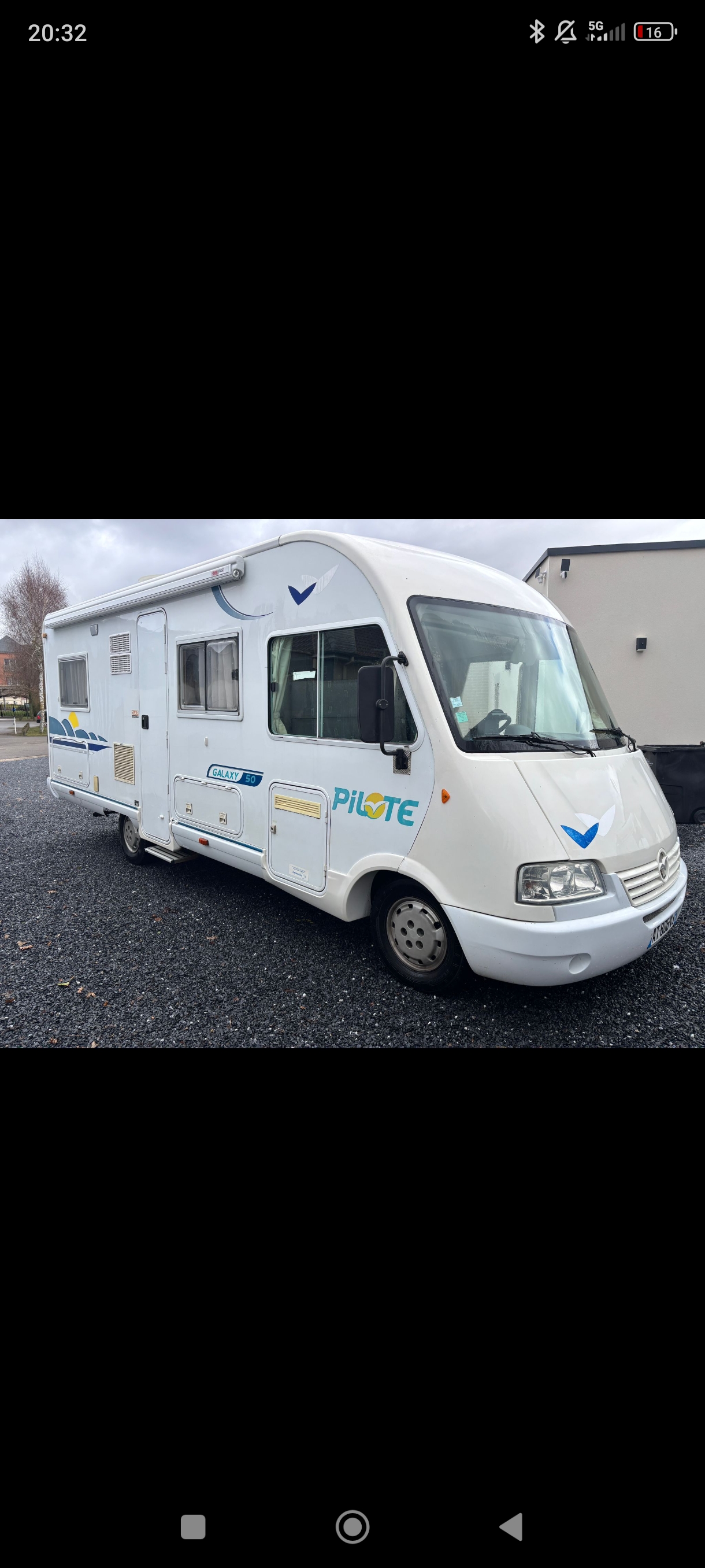 camping-car PILOTE GALAXY 50  extérieur / latéral droit