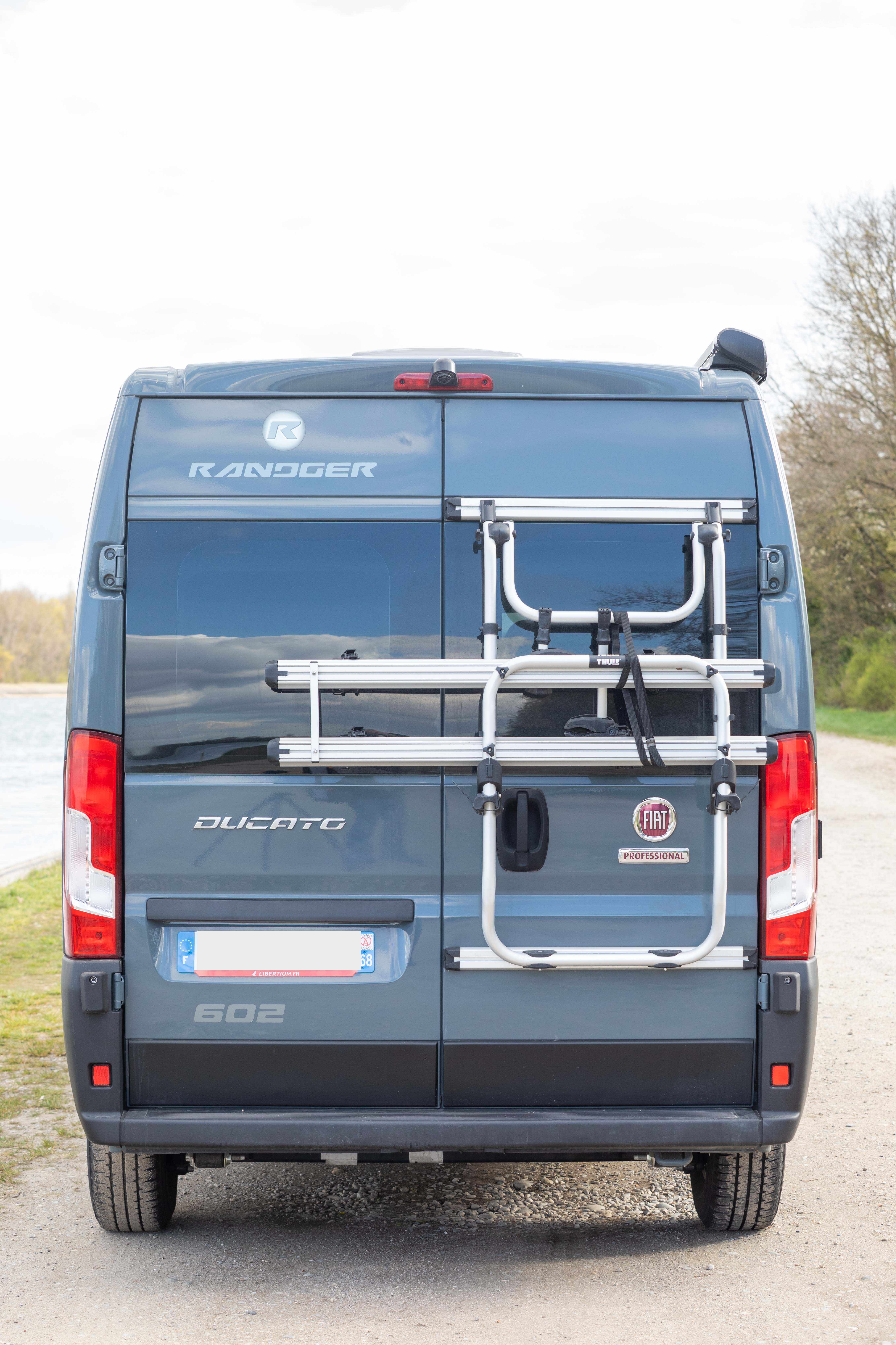 camping-car RANDGER R602  extérieur / arrière