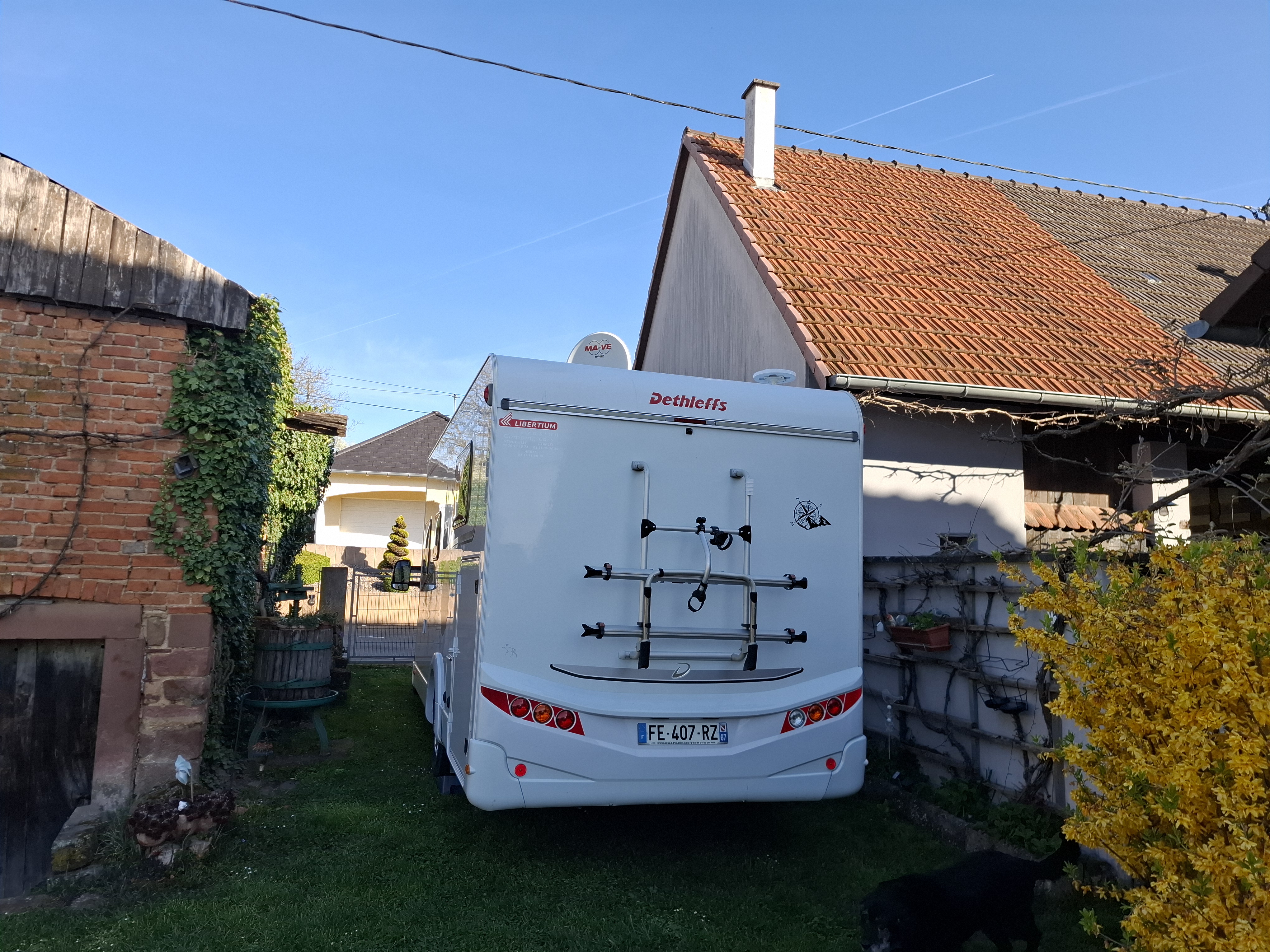 camping-car DETHLEFFS TREND T7057B  extérieur / arrière