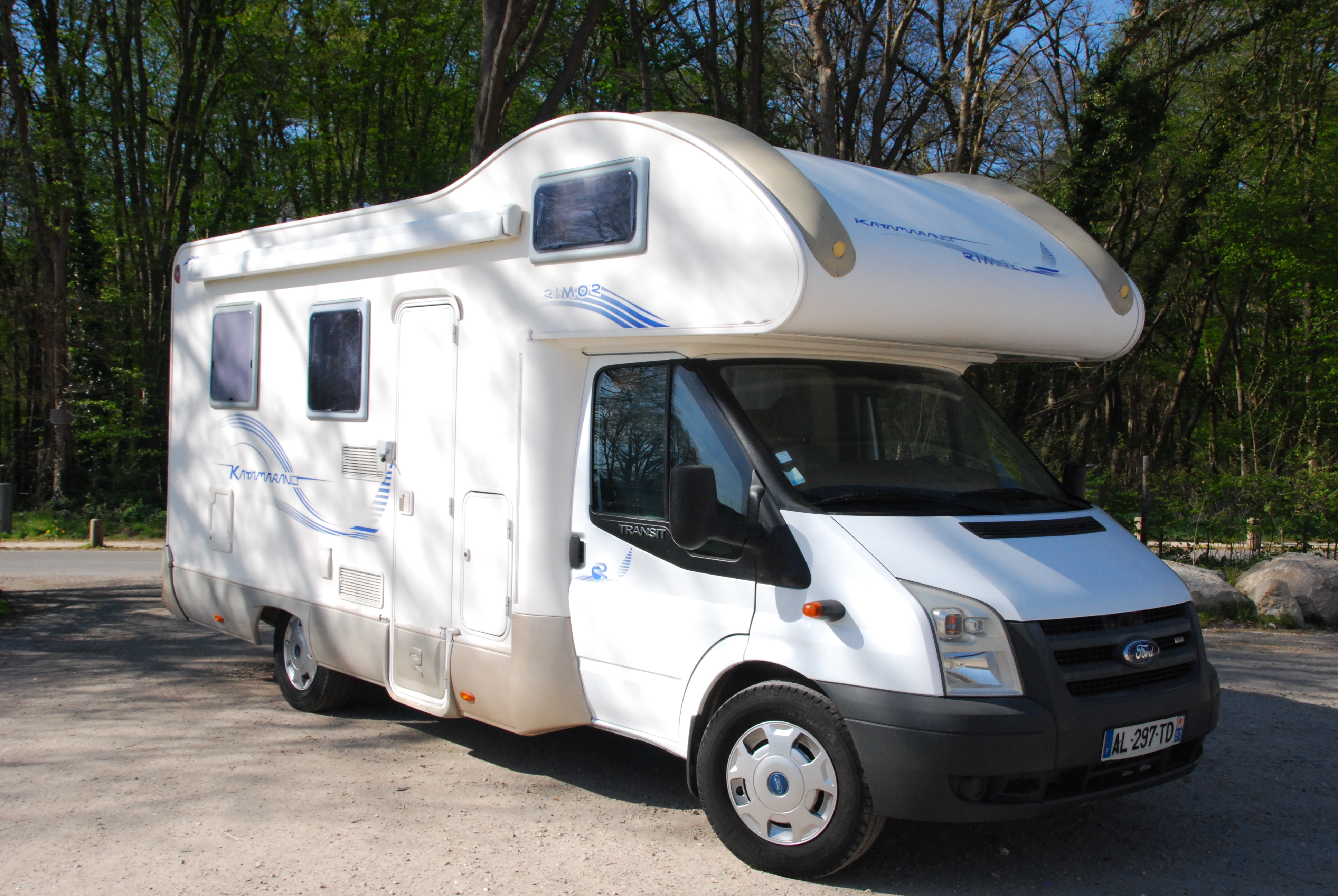 camping-car RIMOR KATARAMANO   extérieur / latéral gauche