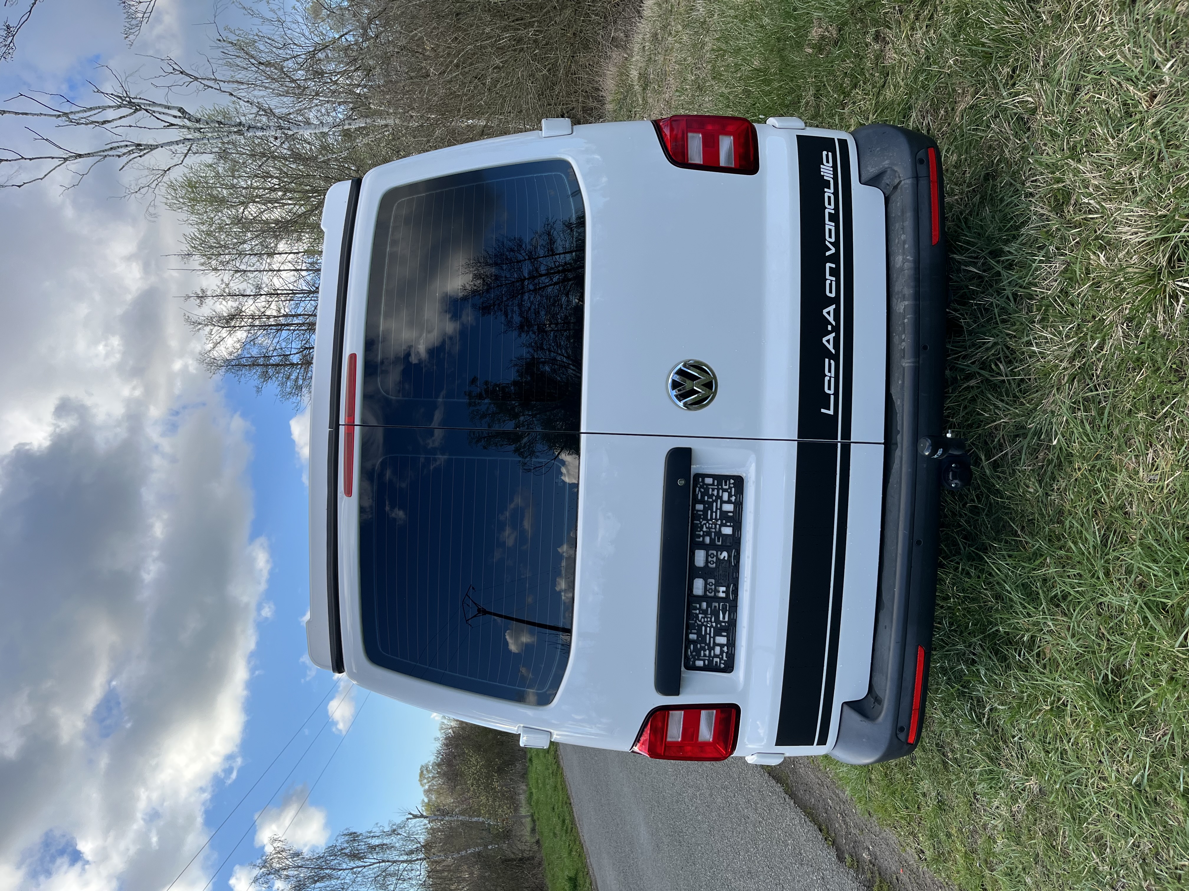 camping-car VOLKSWAGEN TRANSPORTEUR T6  extérieur / arrière