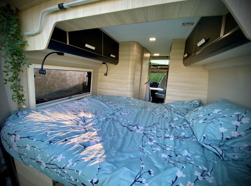 camping-car CHALENGER V114 SPORT EDITION  extérieur / arrière