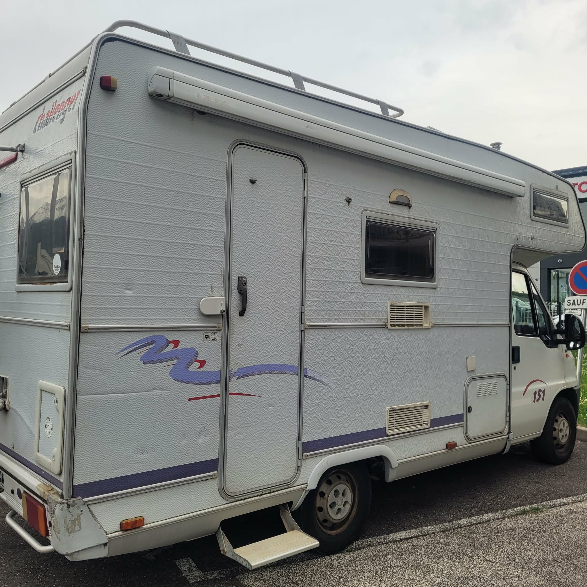 camping-car FIAT DUCATO CHALLENGER  extérieur / latéral gauche