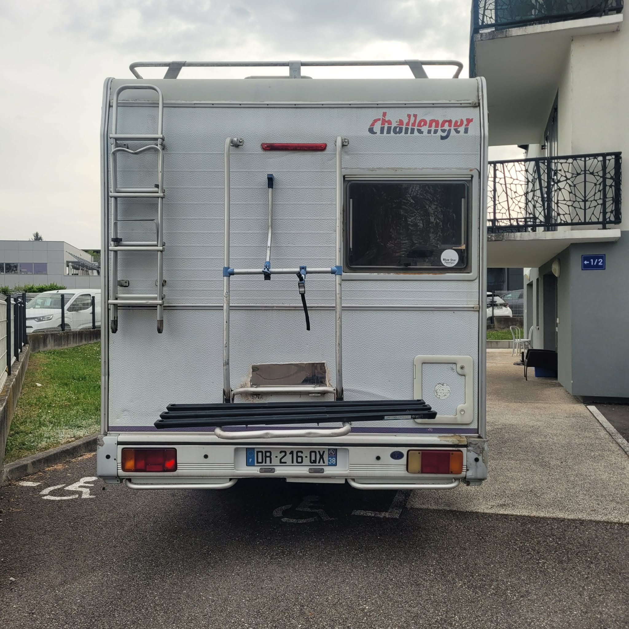 camping-car FIAT DUCATO CHALLENGER  extérieur / arrière