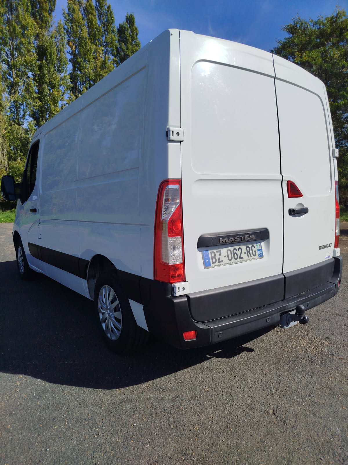 camping-car RENAULT MASTER 3  extérieur / latéral gauche