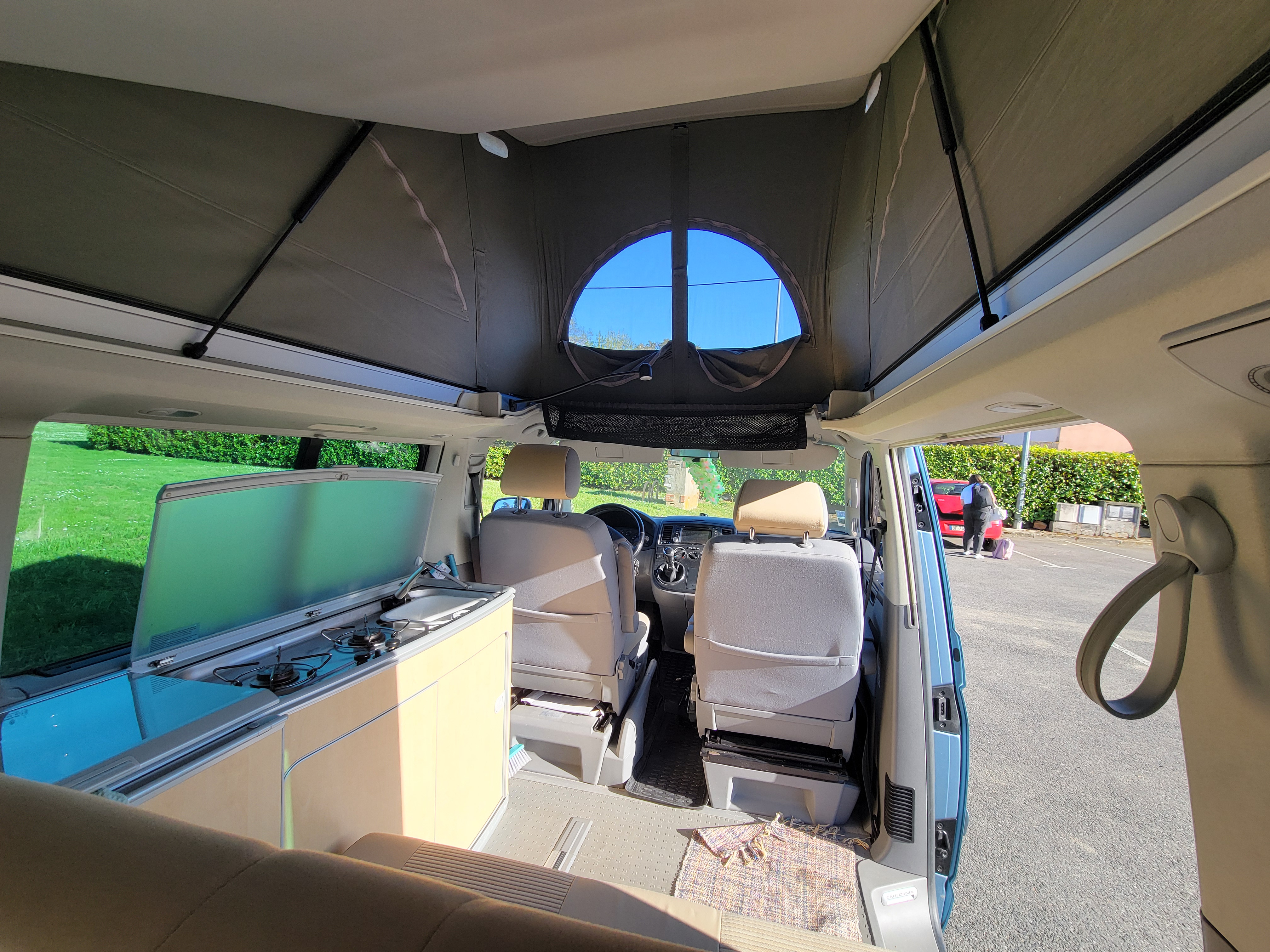 camping-car VOLKSWAGEN T5 CALIFORNIA  intérieur / coin salon