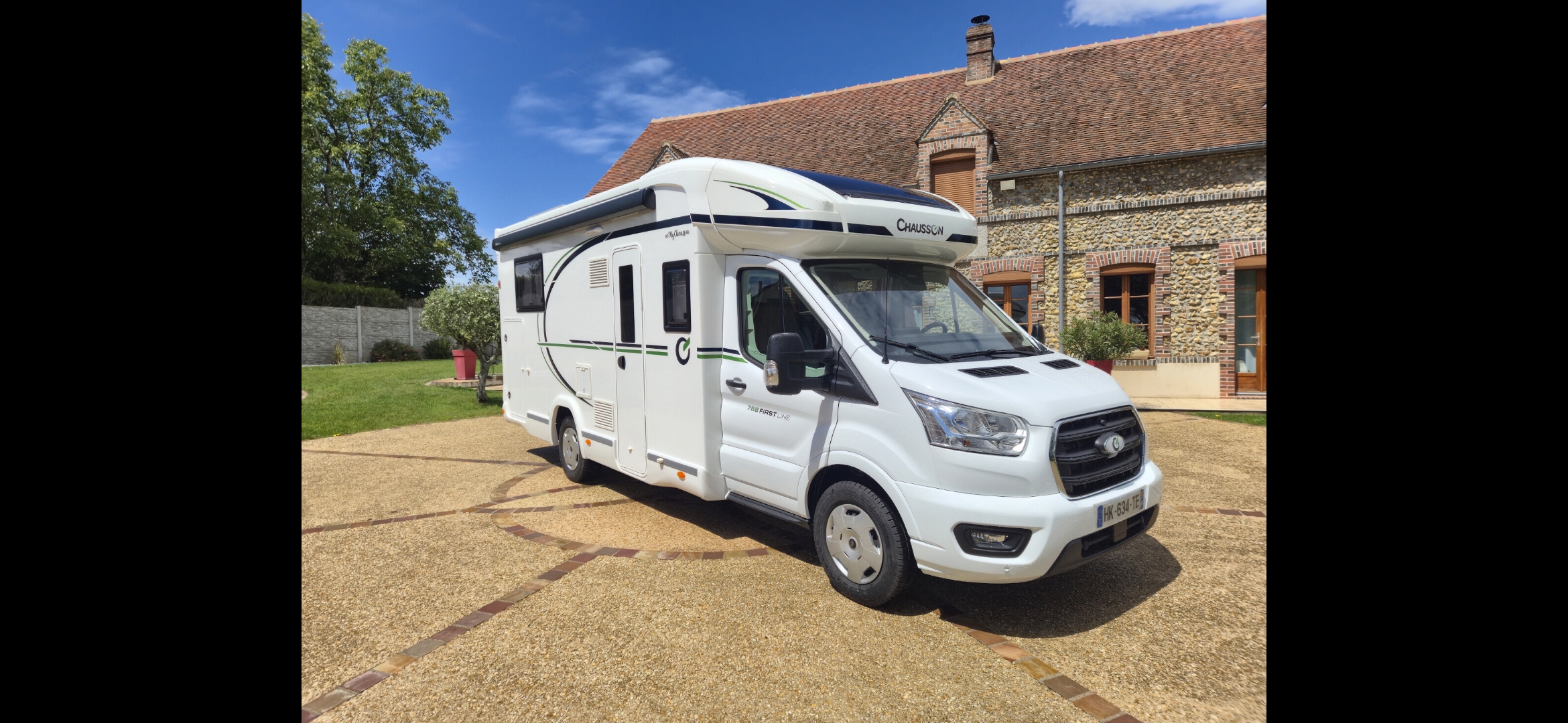 camping-car CHAUSSON 788 FIRST LINE  extérieur / latéral droit