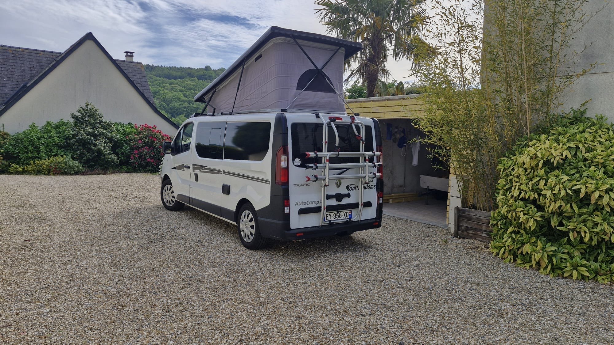 camping-car Renault Trafic 3 autocamp xl font vendome   extérieur / arrière