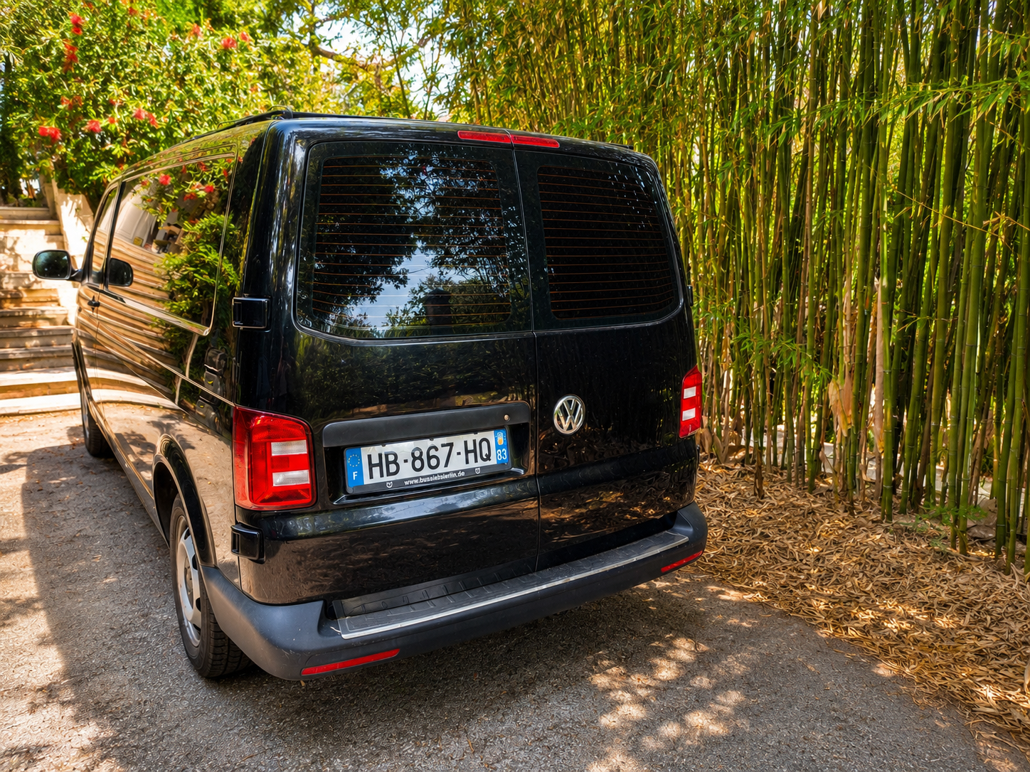 camping-car TRANSPORTER 6 L2H1   extérieur / arrière