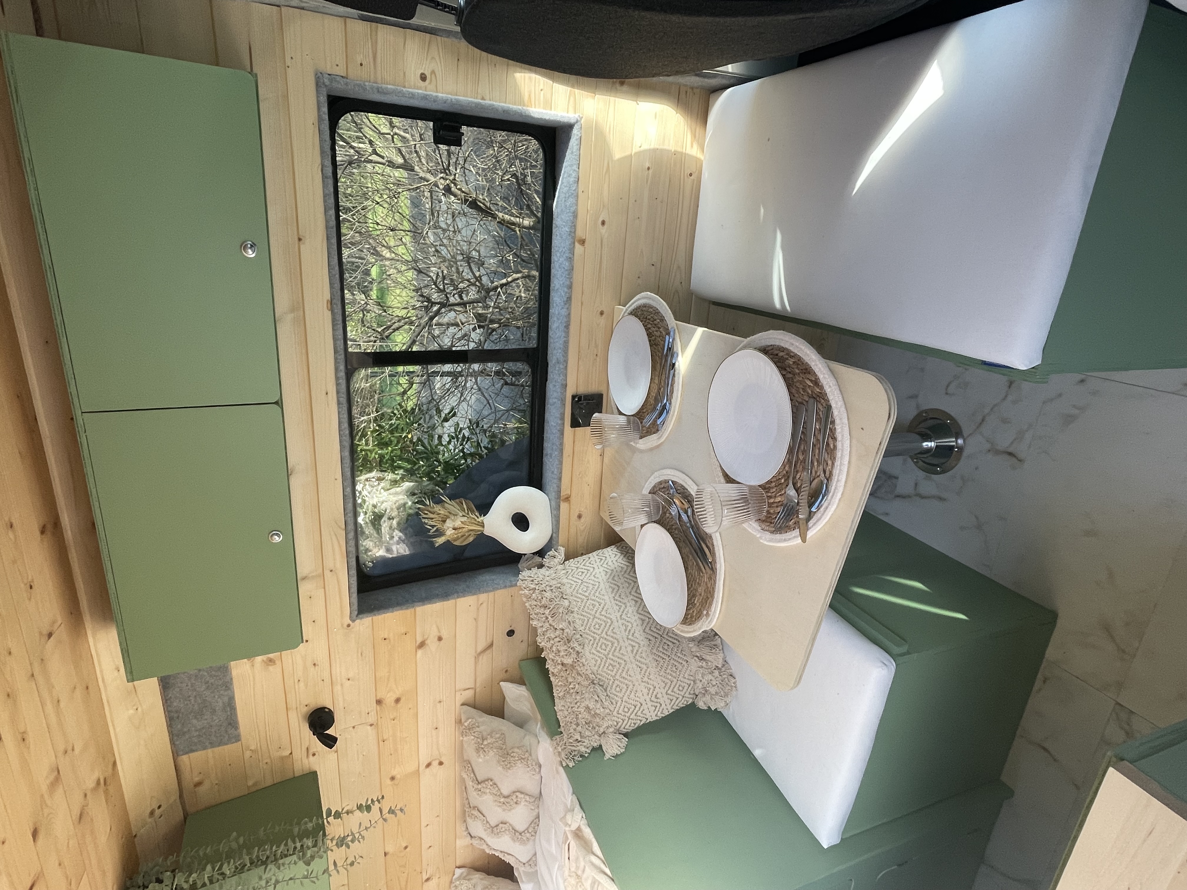 camping-car JUMPY   intérieur / coin salon