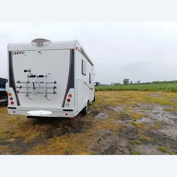 camping-car PLA HAPPY 395  extérieur / arrière