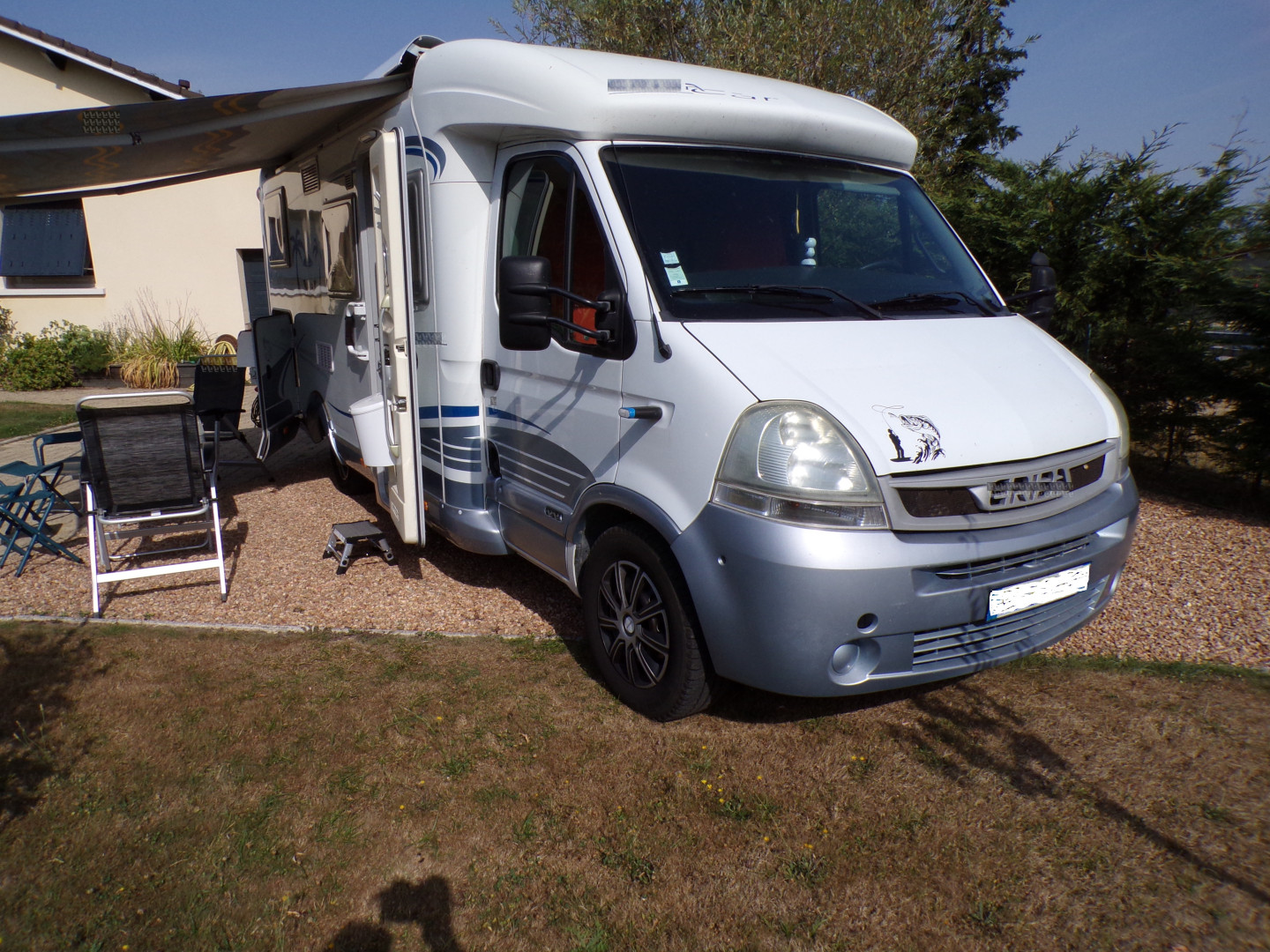 camping-car HYMER ERIBA CAR CLASSE FTR  extérieur / face avant