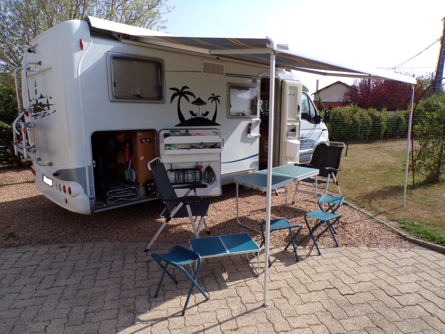 camping-car HYMER ERIBA CAR CLASSE FTR  extérieur / arrière