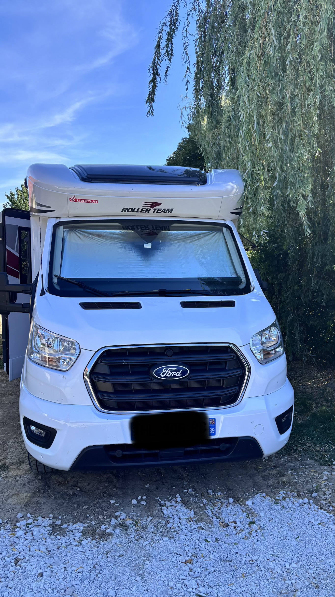 camping-car ROLLER TEAM KRONOS   extérieur / face avant