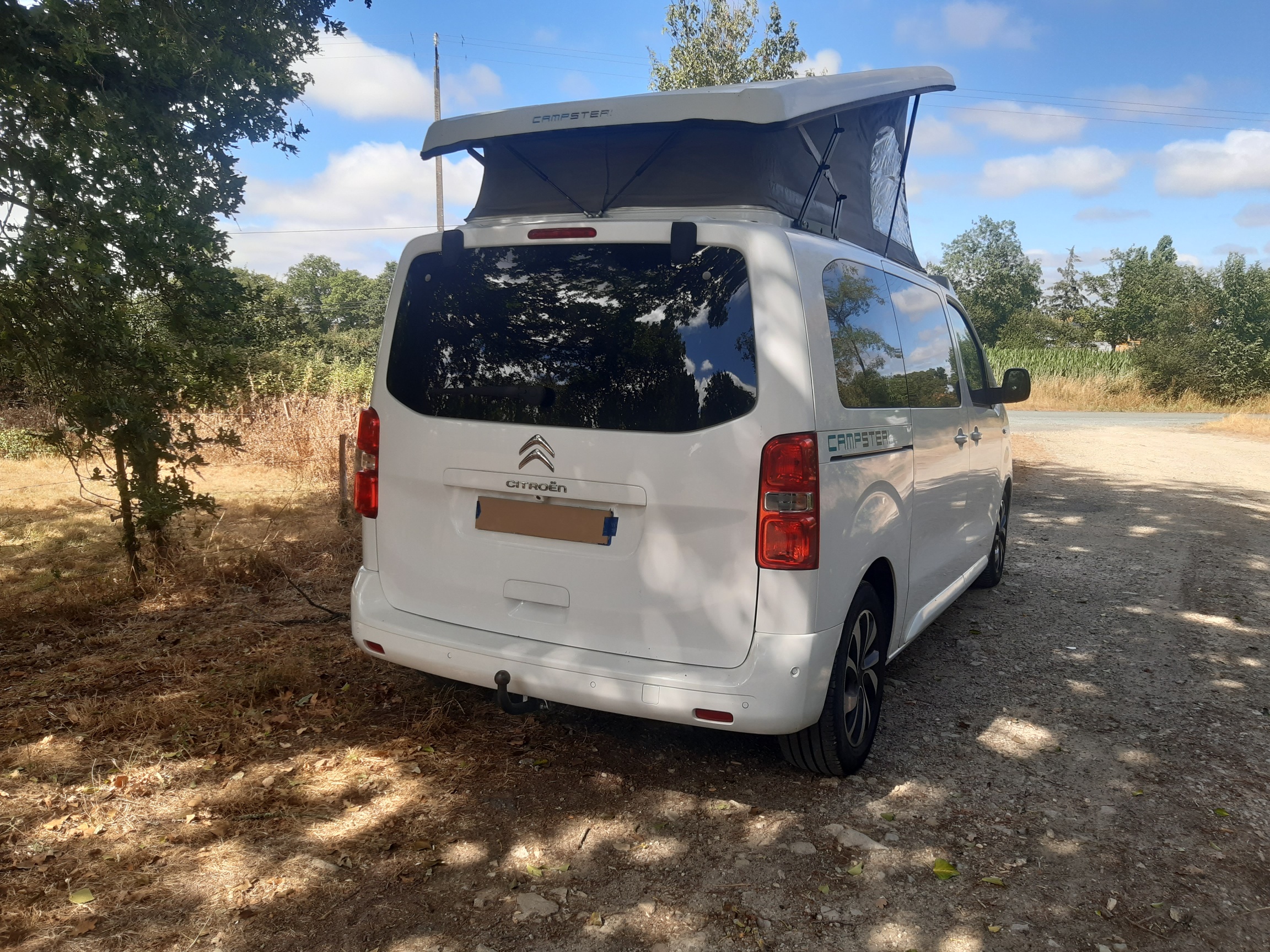 camping-car CAMPSTER POSSL  extérieur / arrière