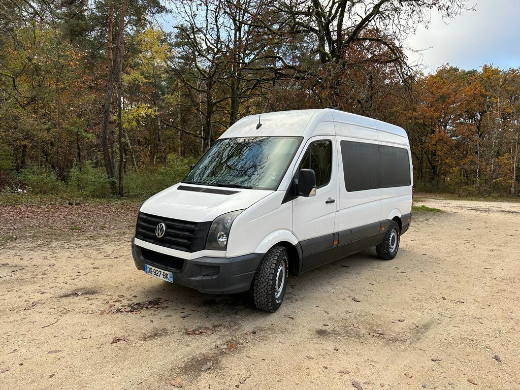 camping-car VOLKSWAGEN CRAFTER  extérieur / face avant