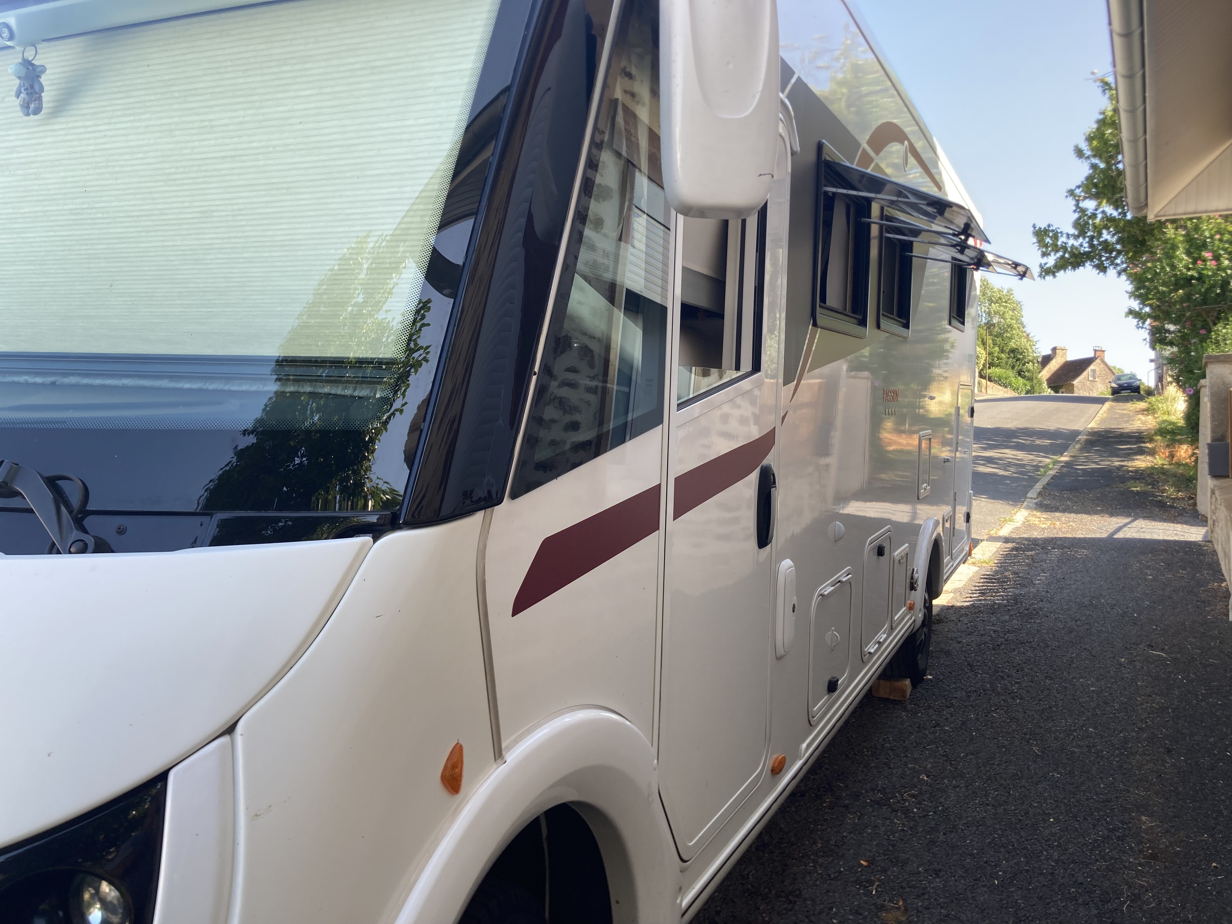camping-car AUTOSTAR PASSION I 721 LCA  extérieur / latéral gauche