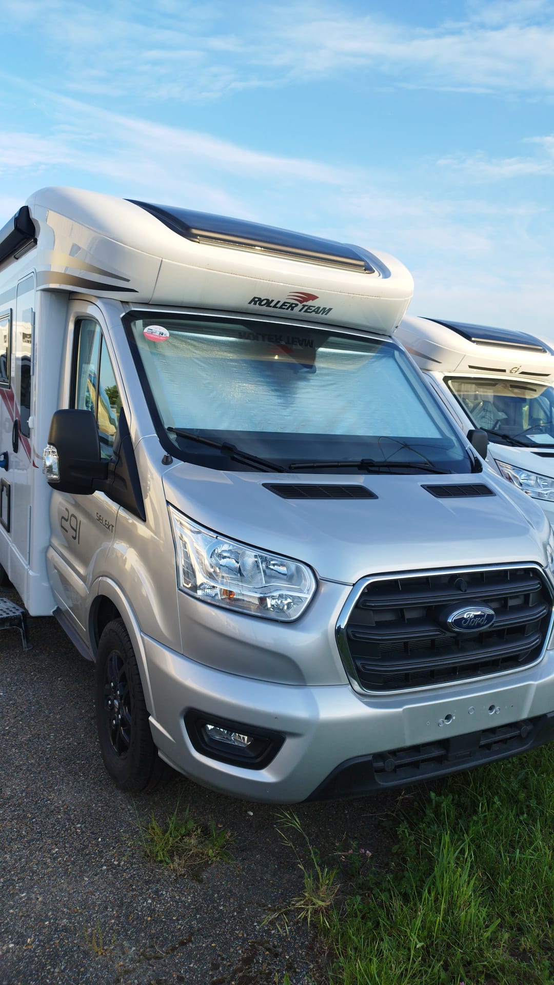 camping-car FORD ROLLER TEAM 291 TI  extérieur / face avant
