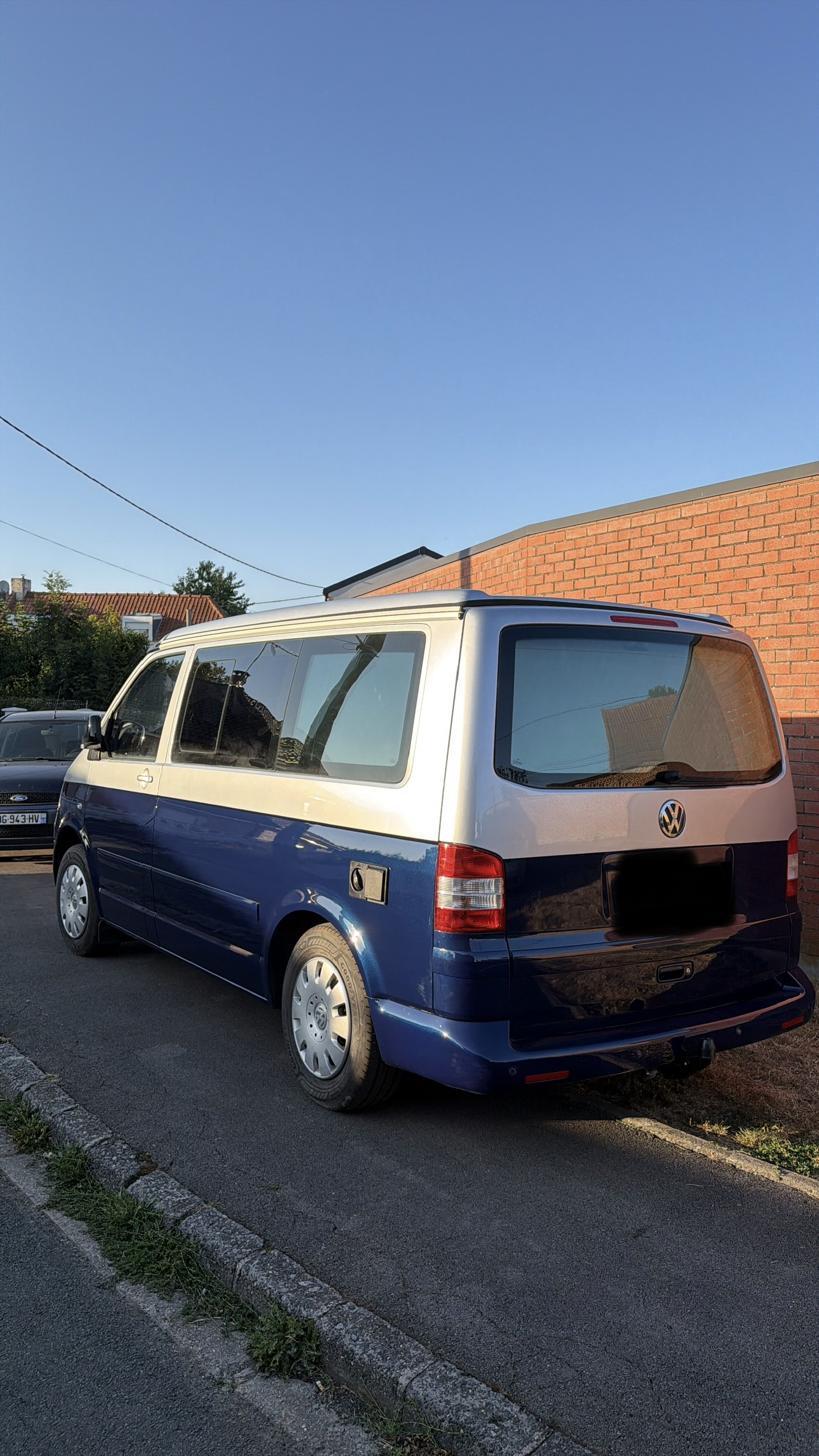 camping-car CALIFORNIA CONFORT TIPTRONIC 1  extérieur / latéral gauche