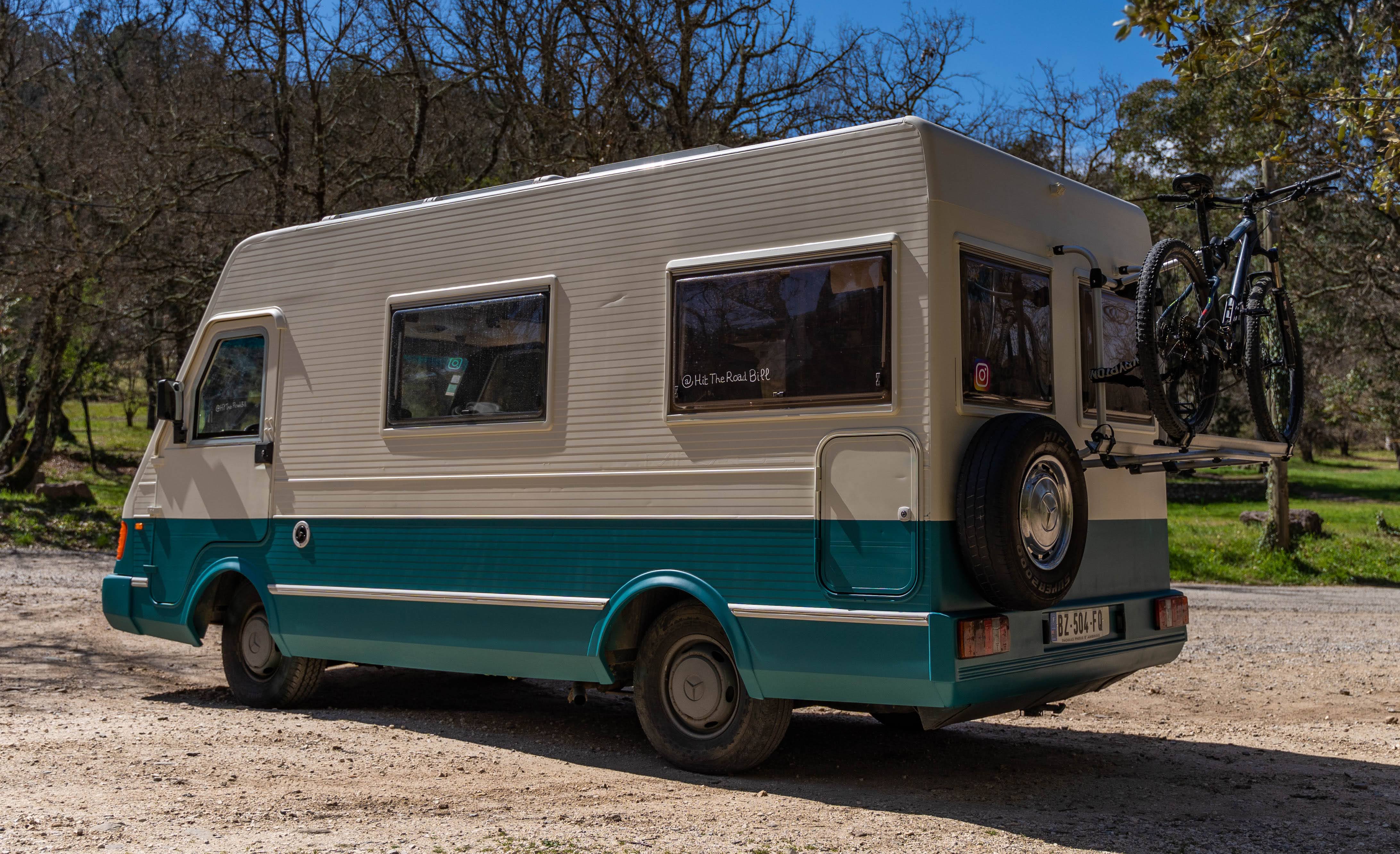 camping-car MIRAGE MB 100  extérieur / arrière