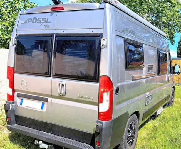 camping-car POSSL 2WIN PLUS   extérieur / arrière