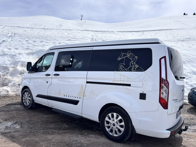 camping-car BURSTNER TRANSIT CUSTOM   extérieur / latéral gauche