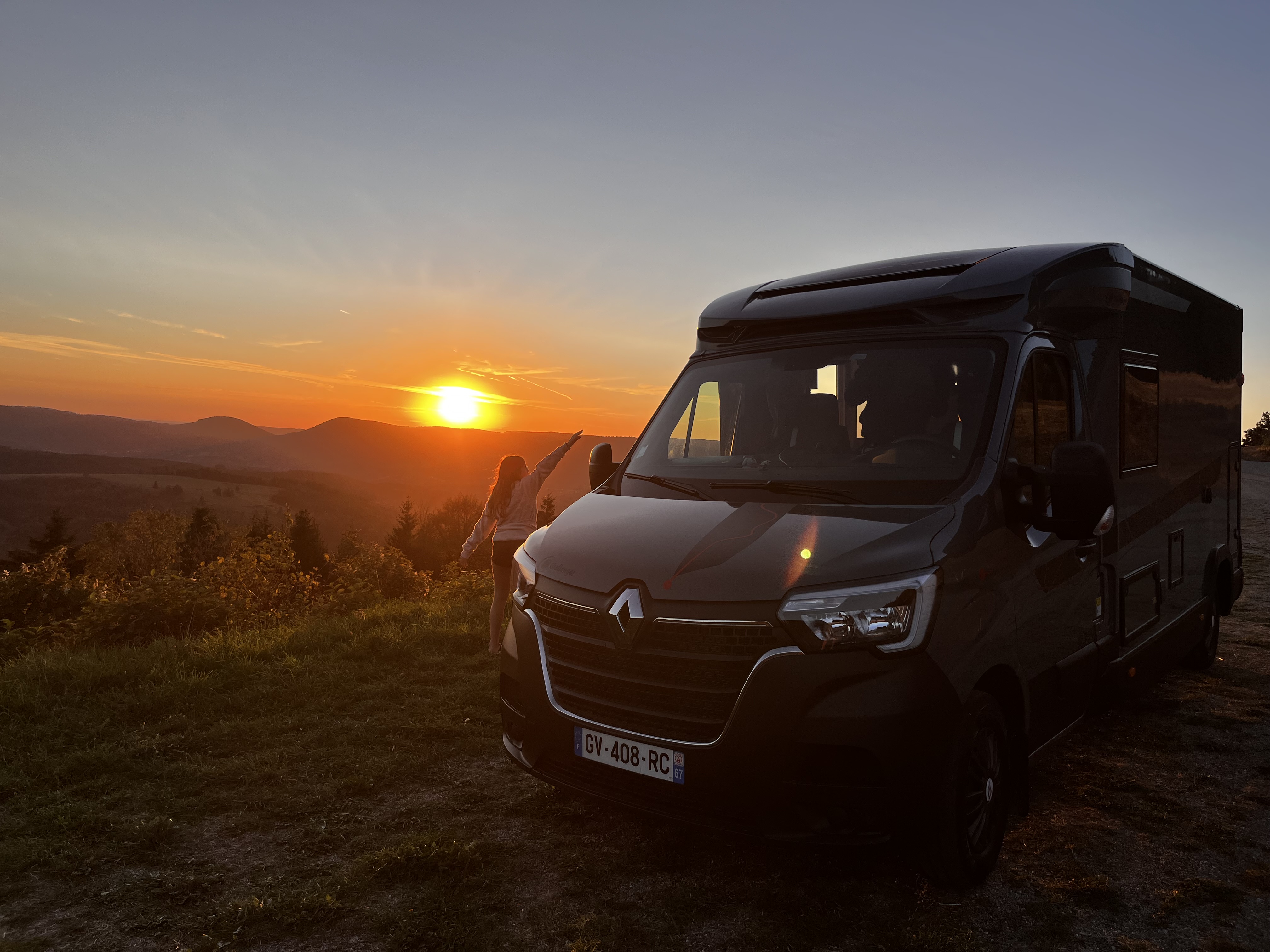 camping-car CHALLENGER S194  extérieur / face avant