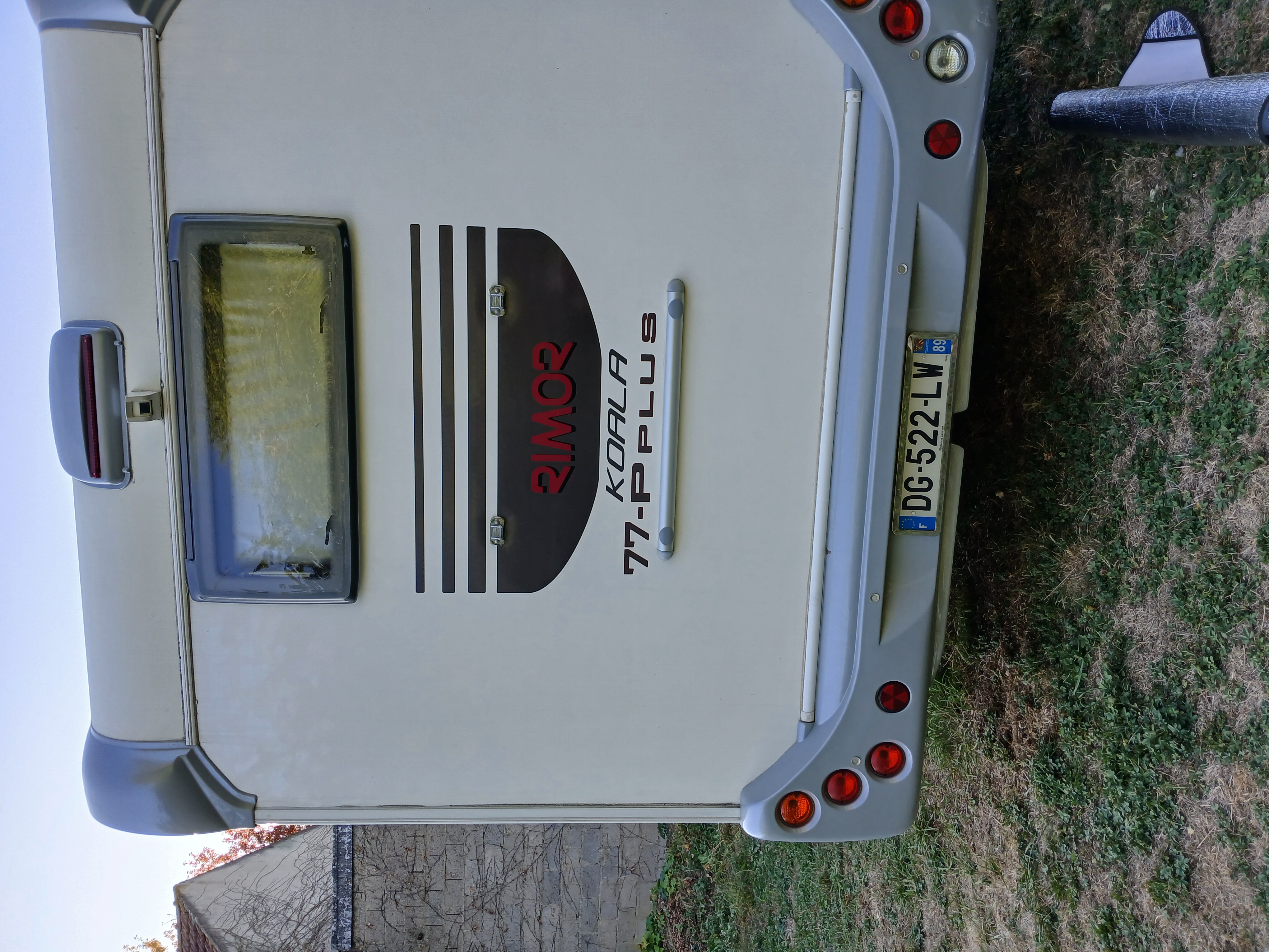 camping-car RIMOR KOALA 77 P+   extérieur / latéral droit