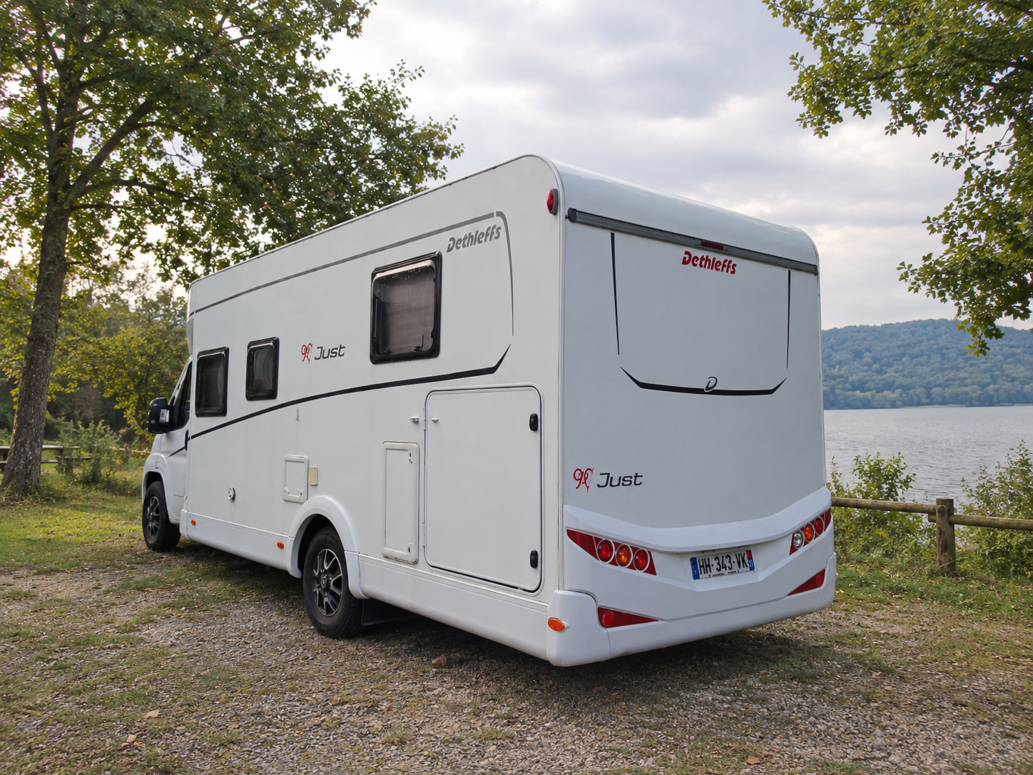 camping-car Citroën  Jumper   extérieur / latéral gauche