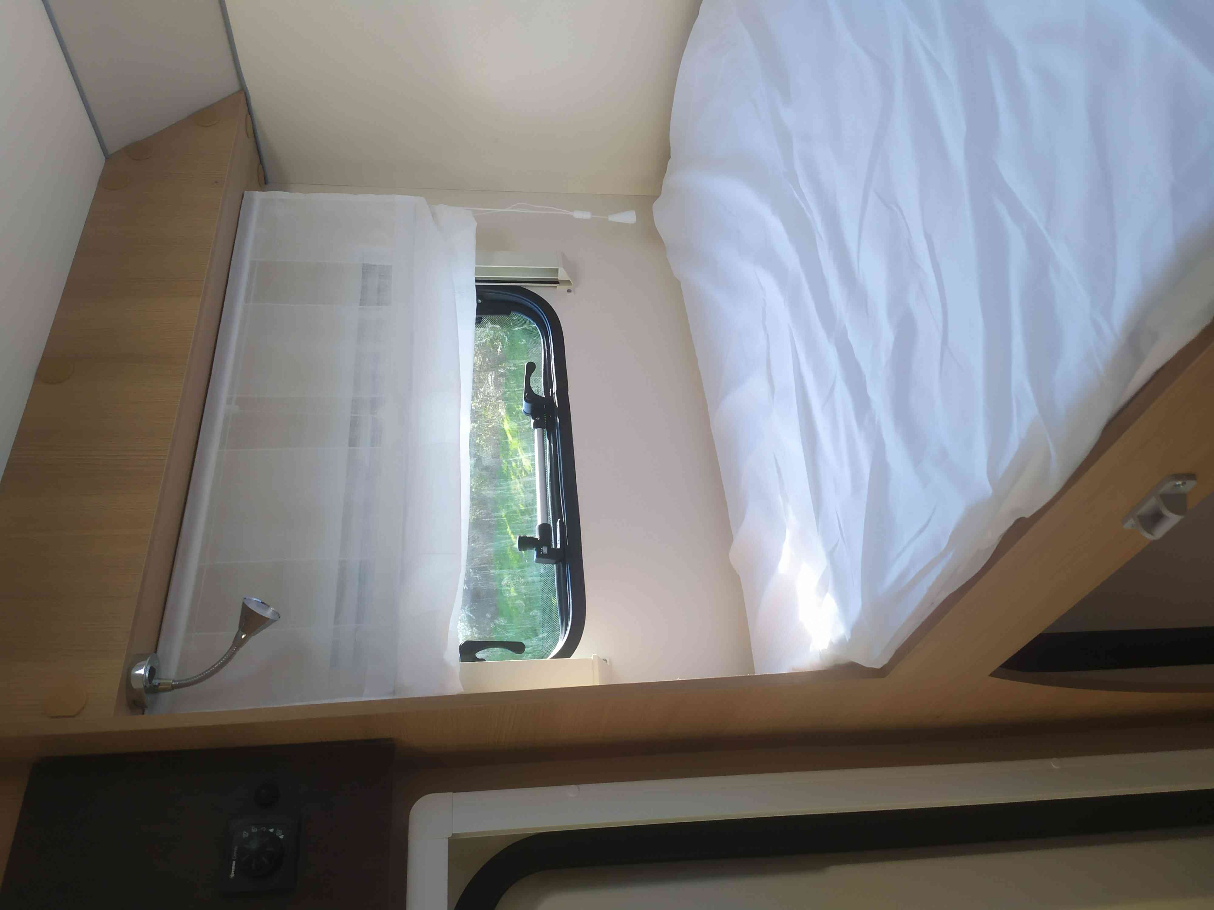 camping-car MC LOUIS GLAMYS 222  intérieur