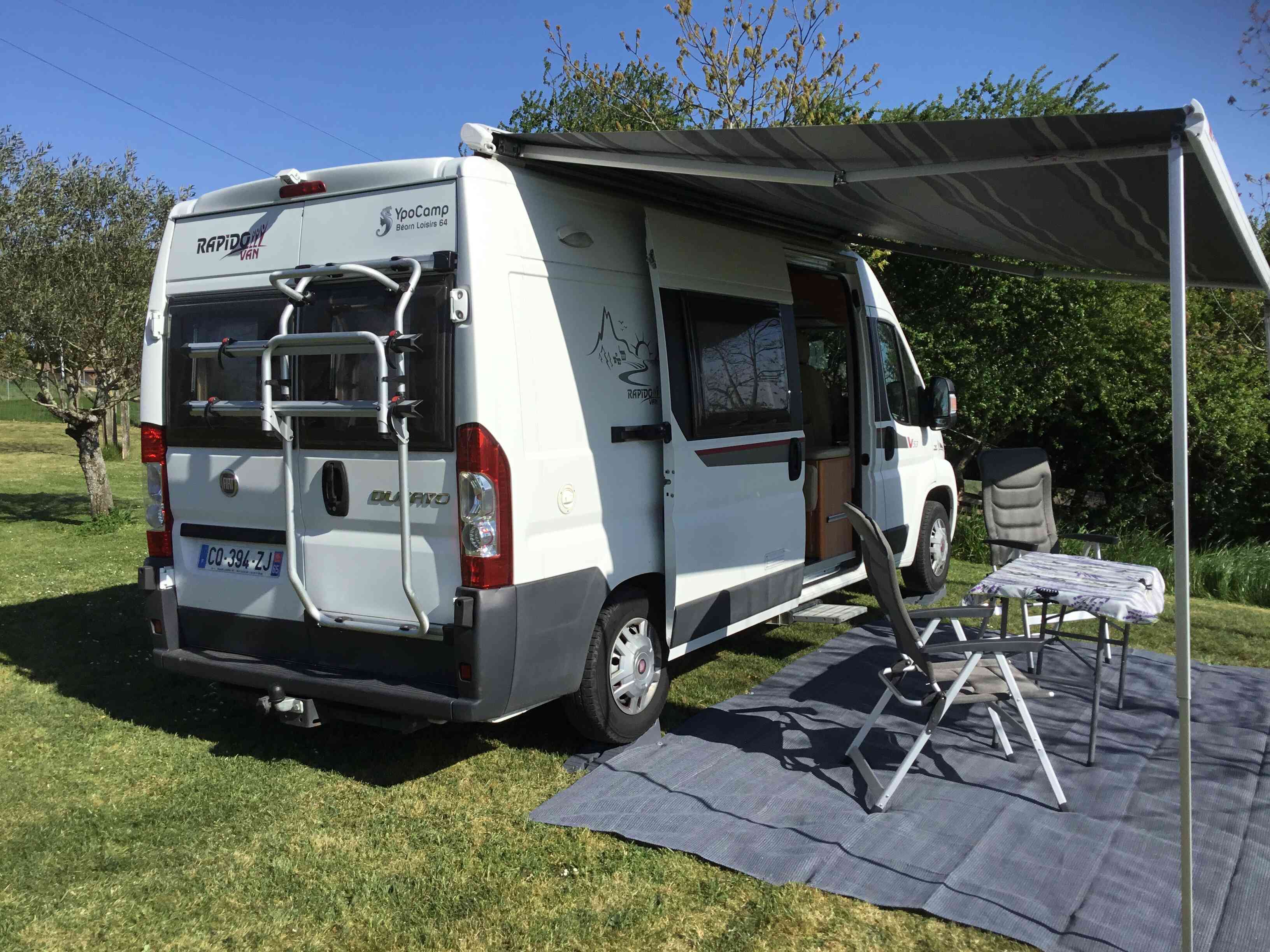 camping-car RAPIDO V53  extérieur / latéral droit