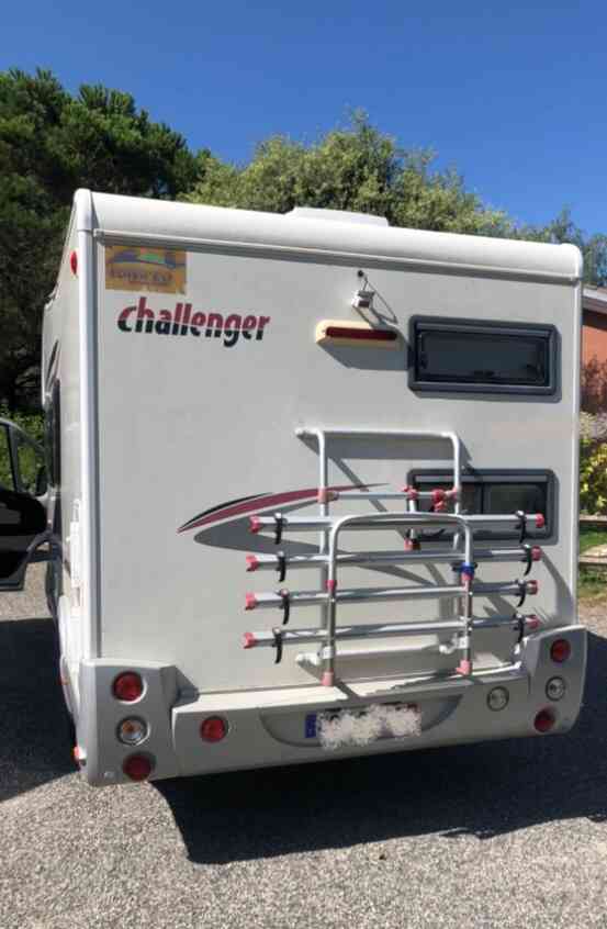 camping-car CHALLENGER GENESIS 65  extérieur / arrière