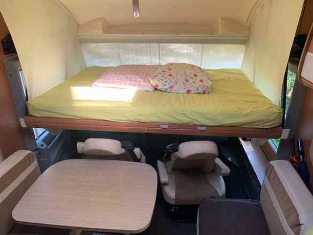camping-car PILOTE REFERENCE G740  intérieur / autre couchage