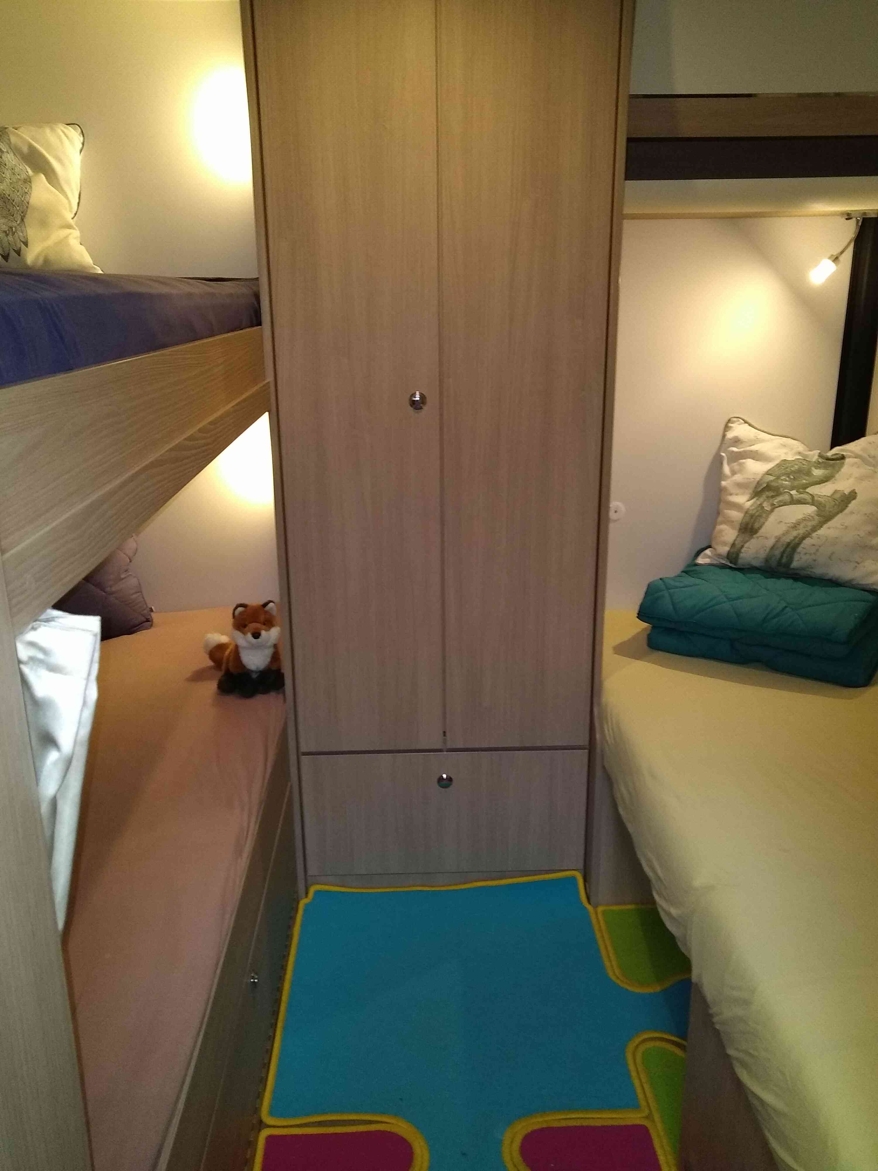 camping-car ITINEO SLB 700  intérieur / autre couchage